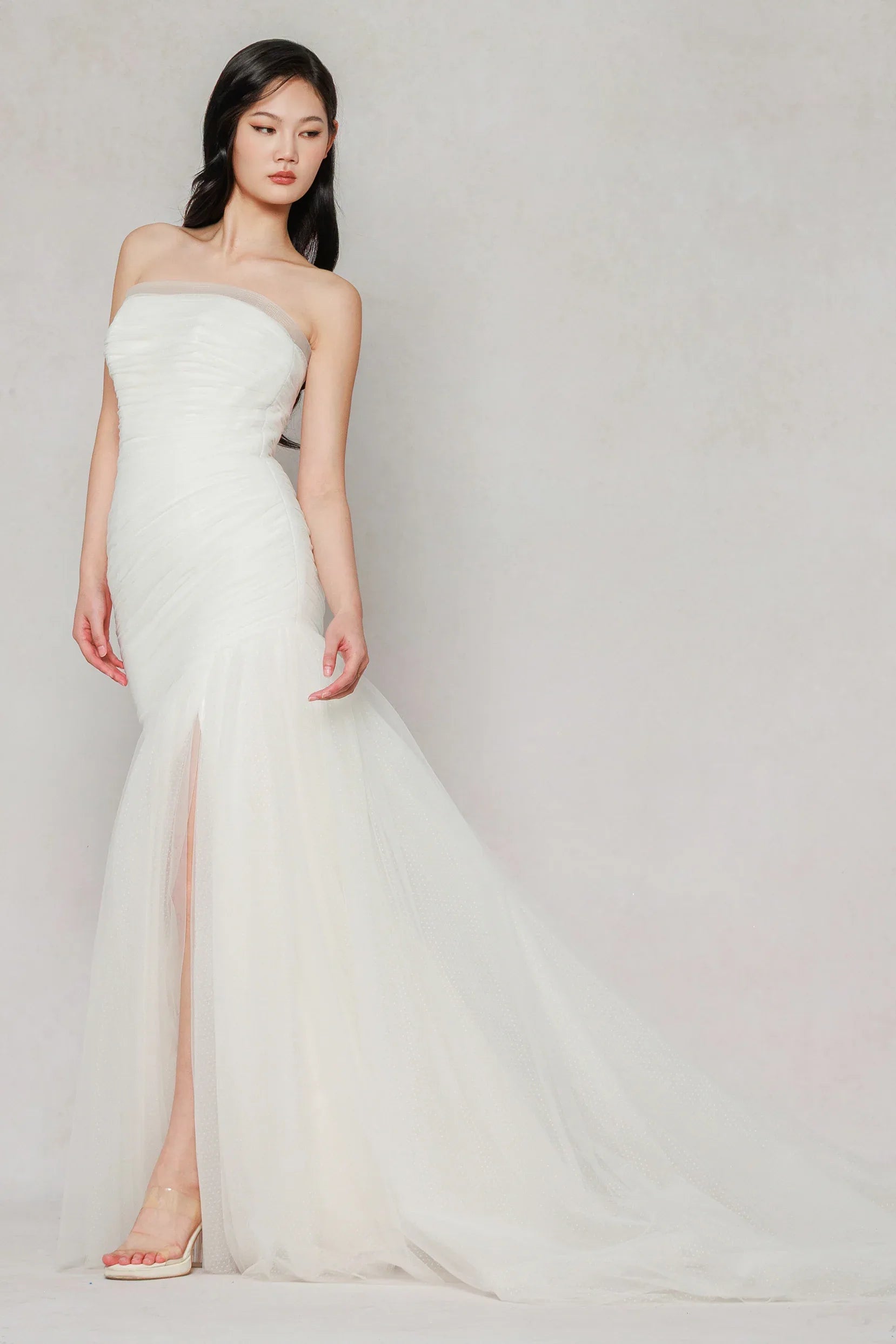 Trumpet-Mermaid Court Train Dot Tulle Wedding Dress CW3644