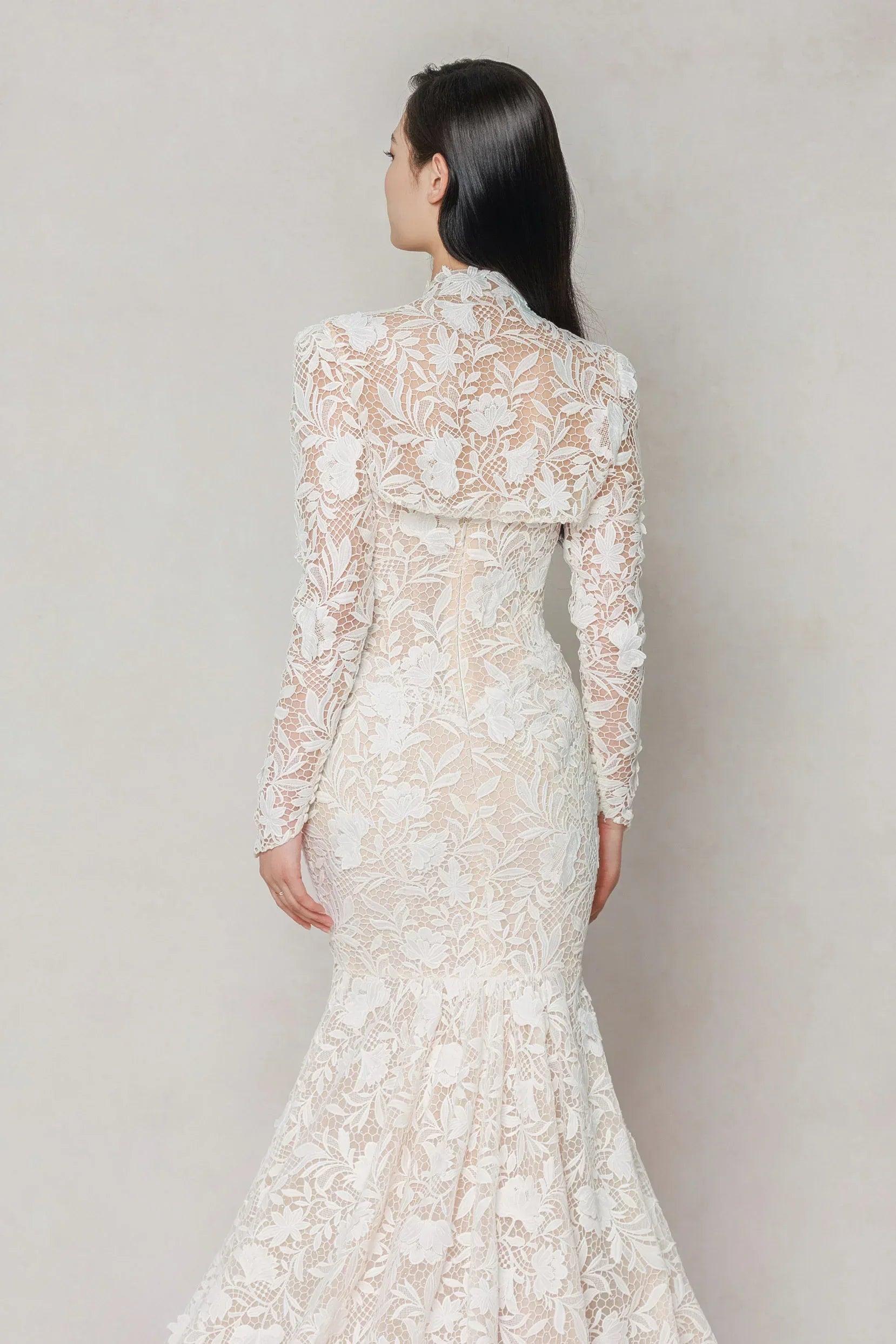Trumpet-Mermaid Chapel Train Lace Tulle Wedding Dress CW3647