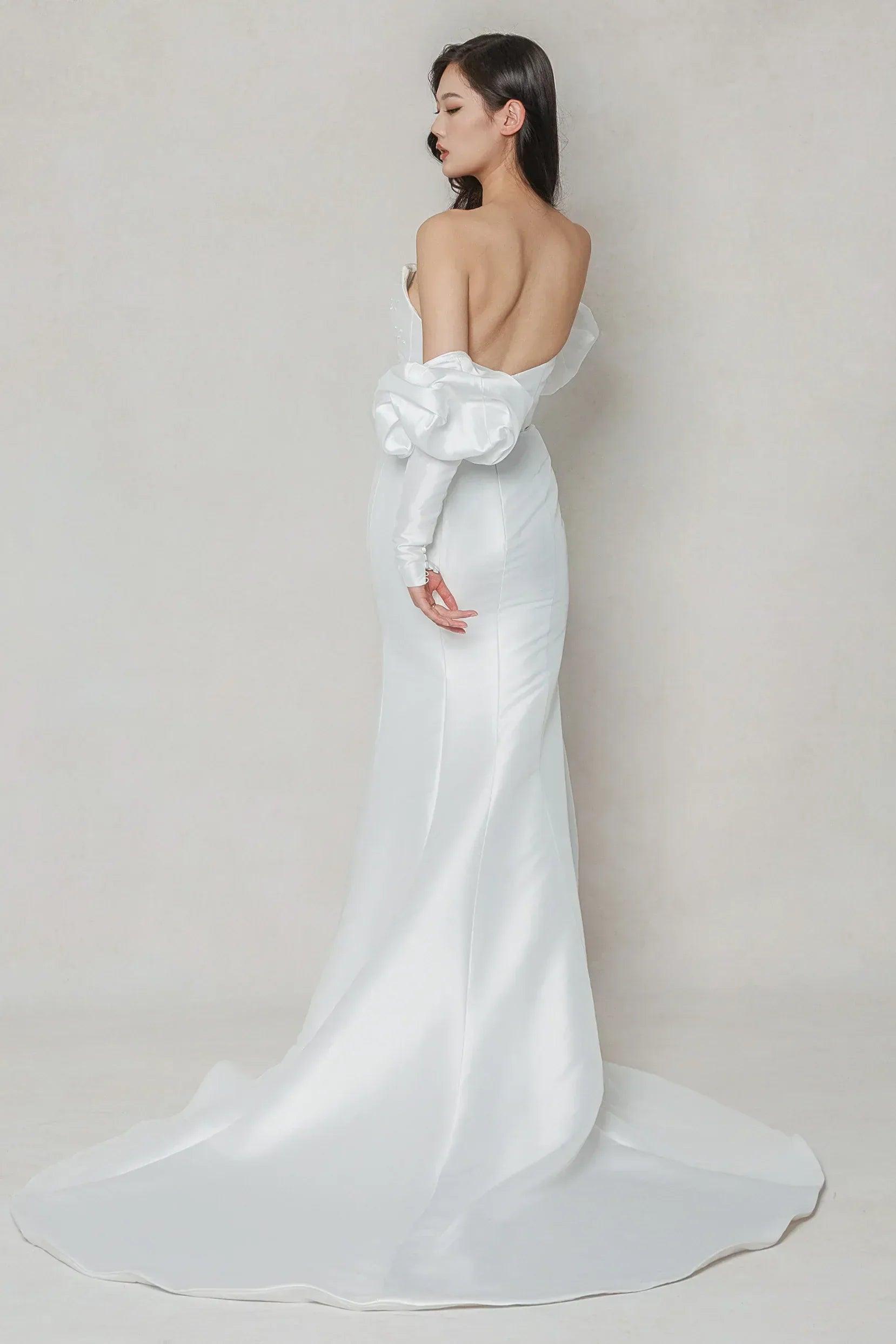 Trumpet-Mermaid Court Train Mikado Wedding Dress CW3649