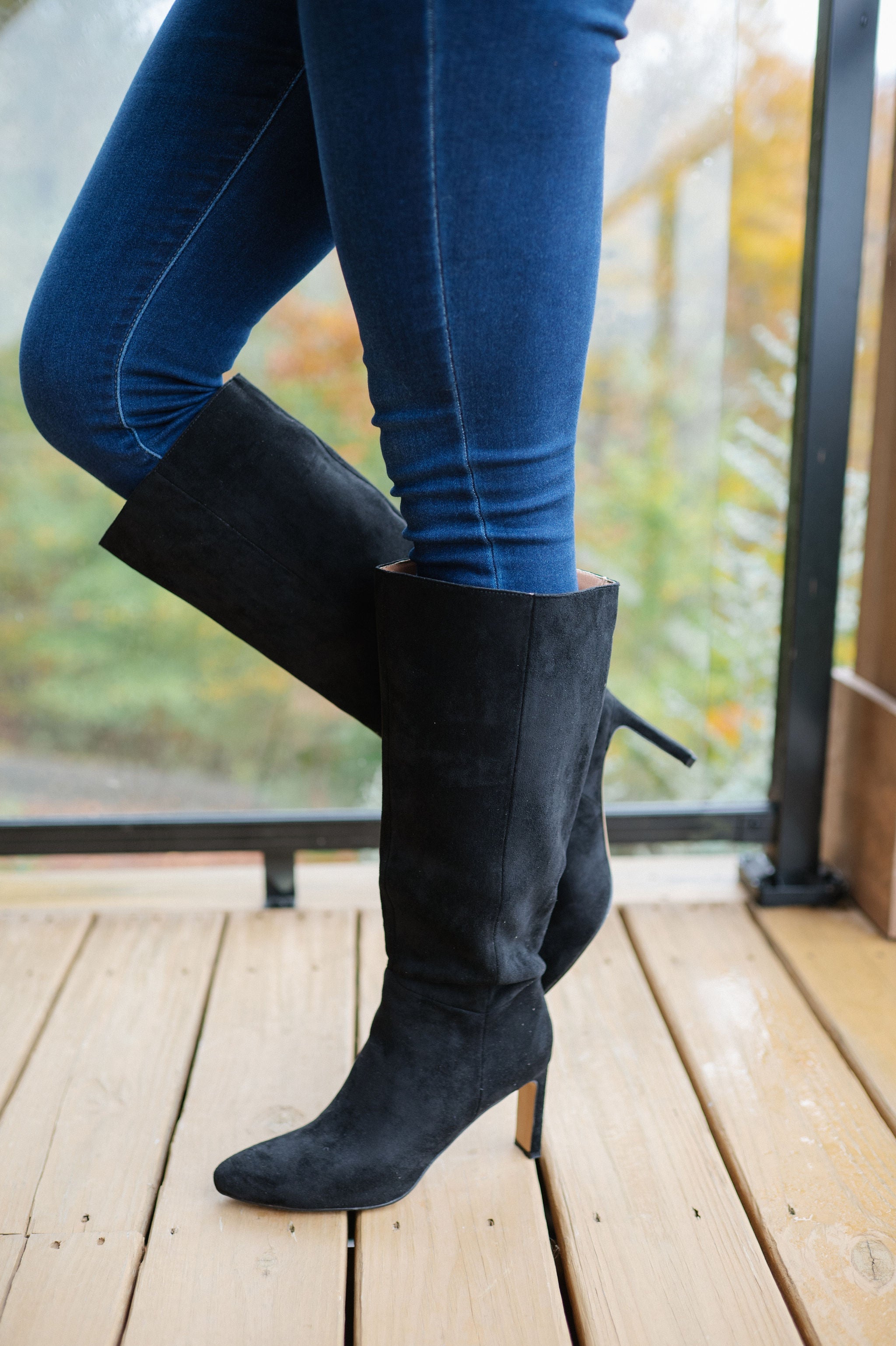 Adriana Boots-Black