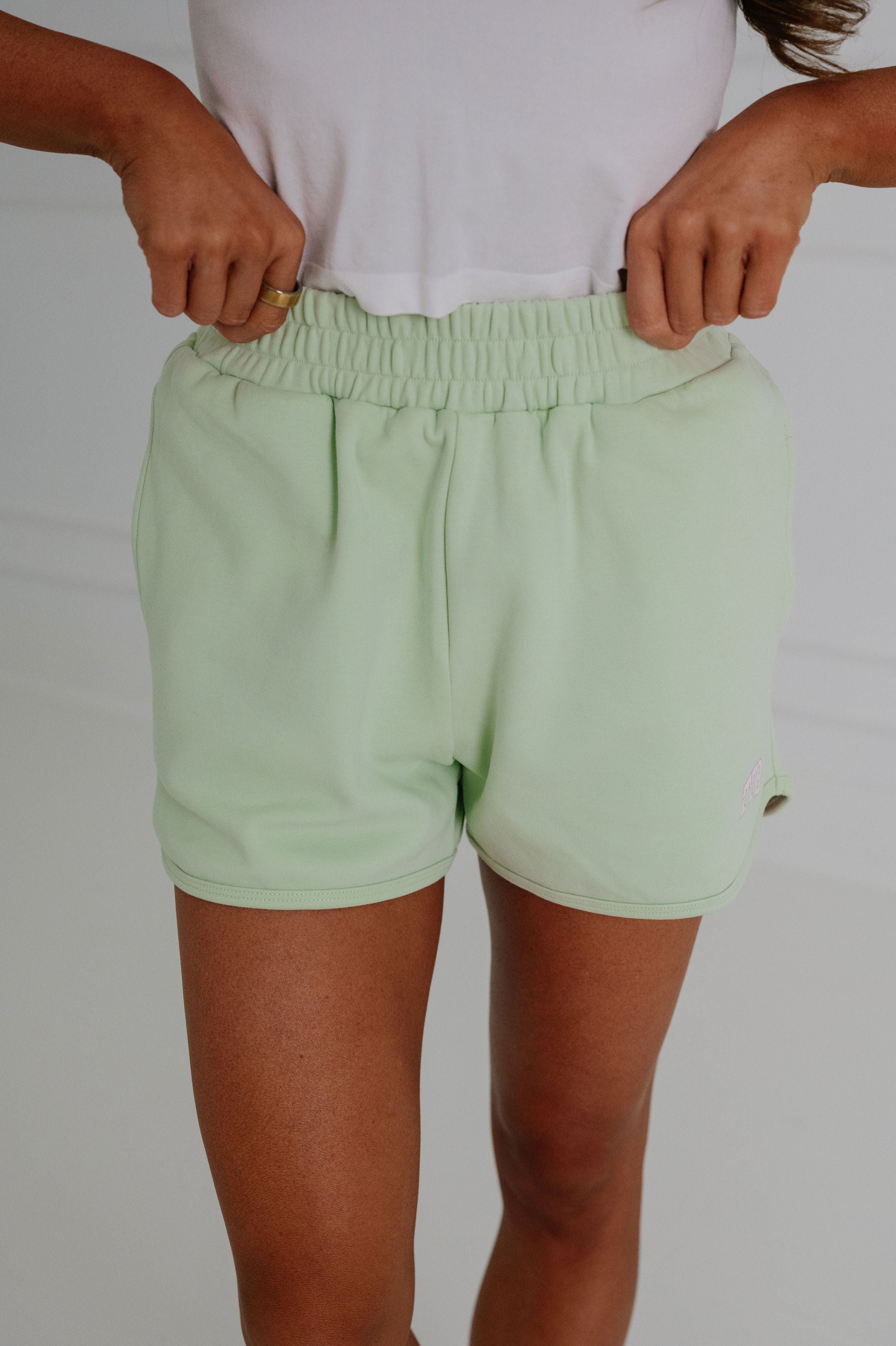 TTB Sweatshort-Light Green