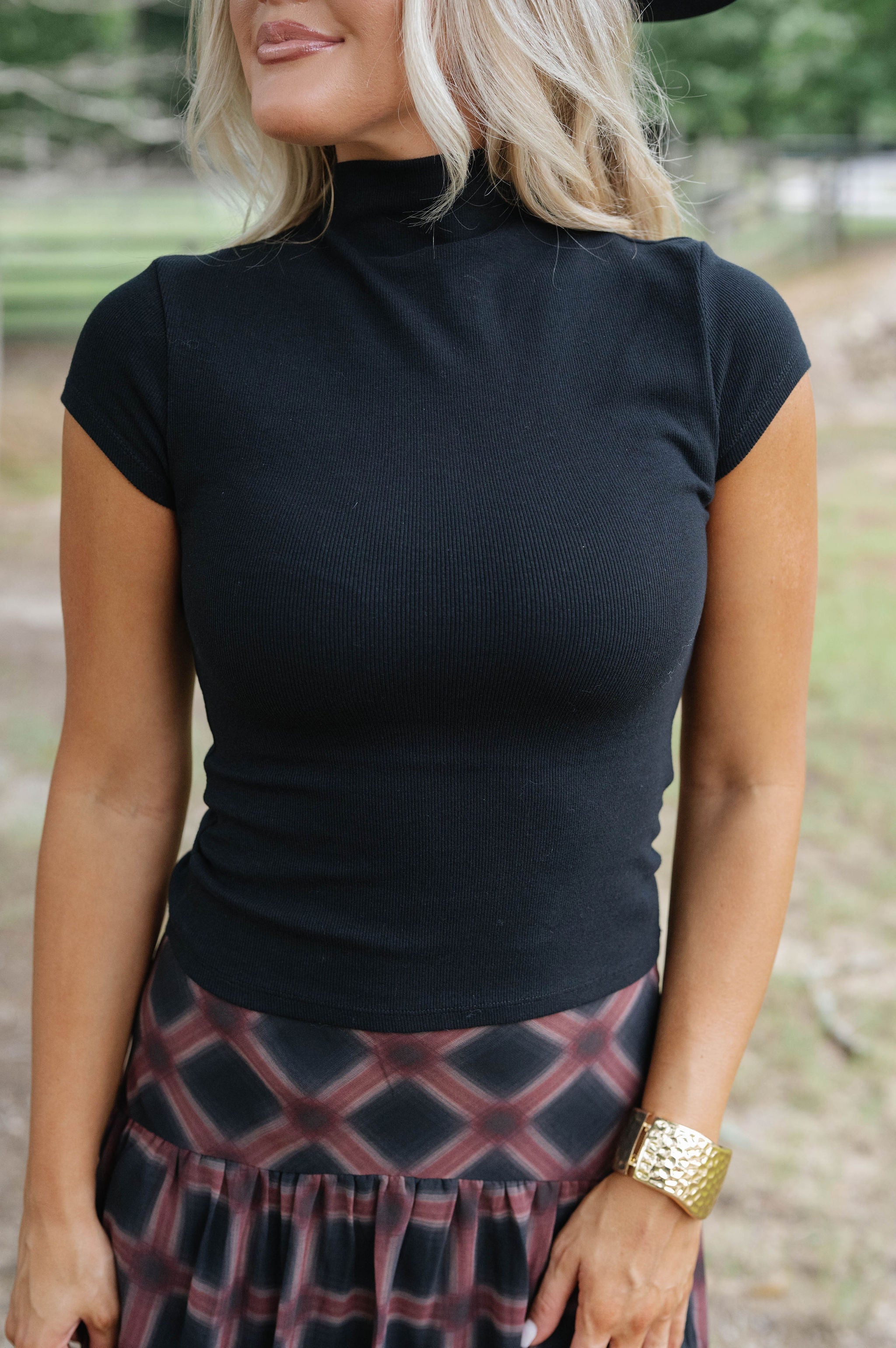 Anora Neck Knit Top-Black