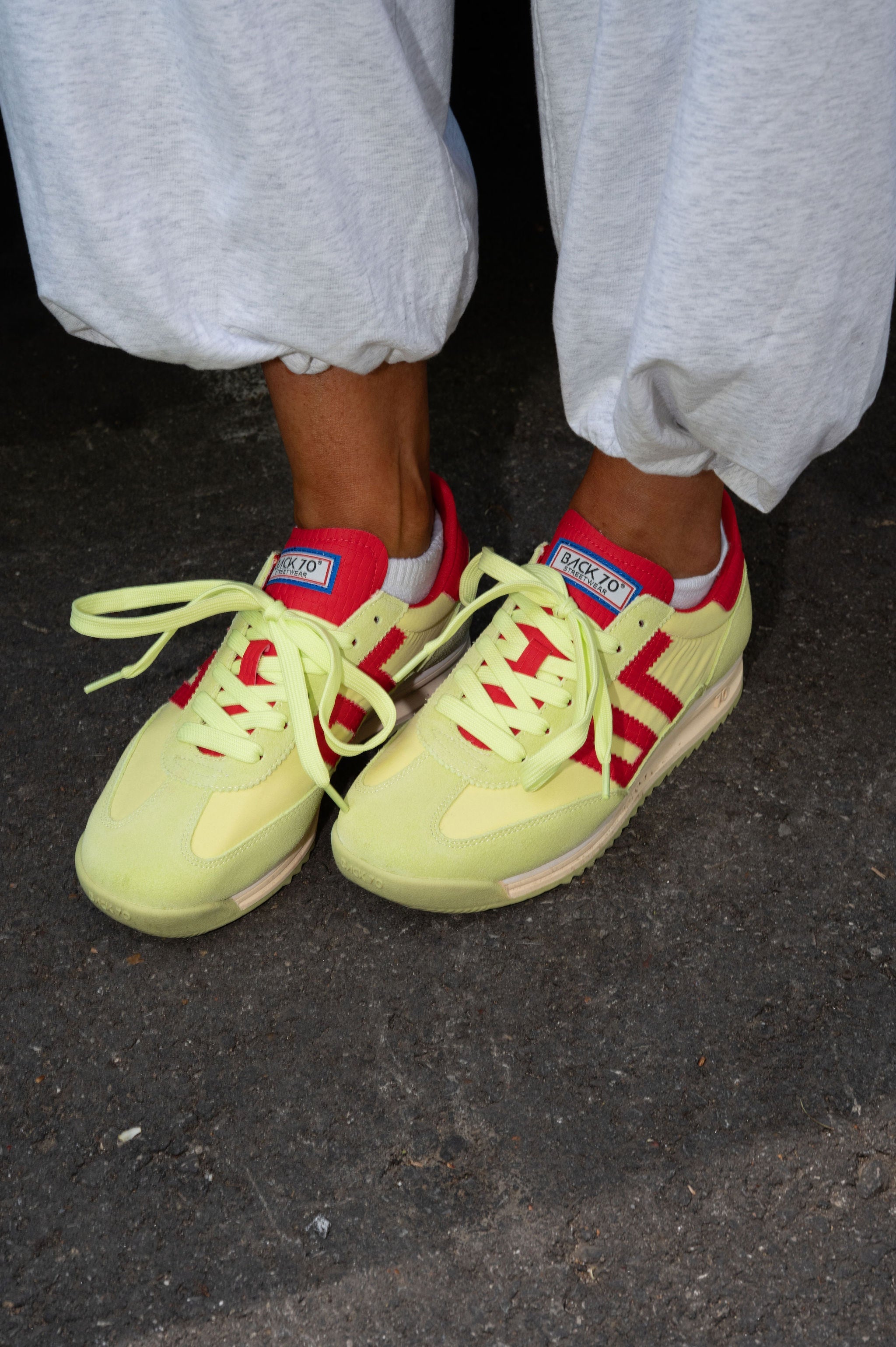 Back 70 Barkley Jogger-Light Yellow/Red