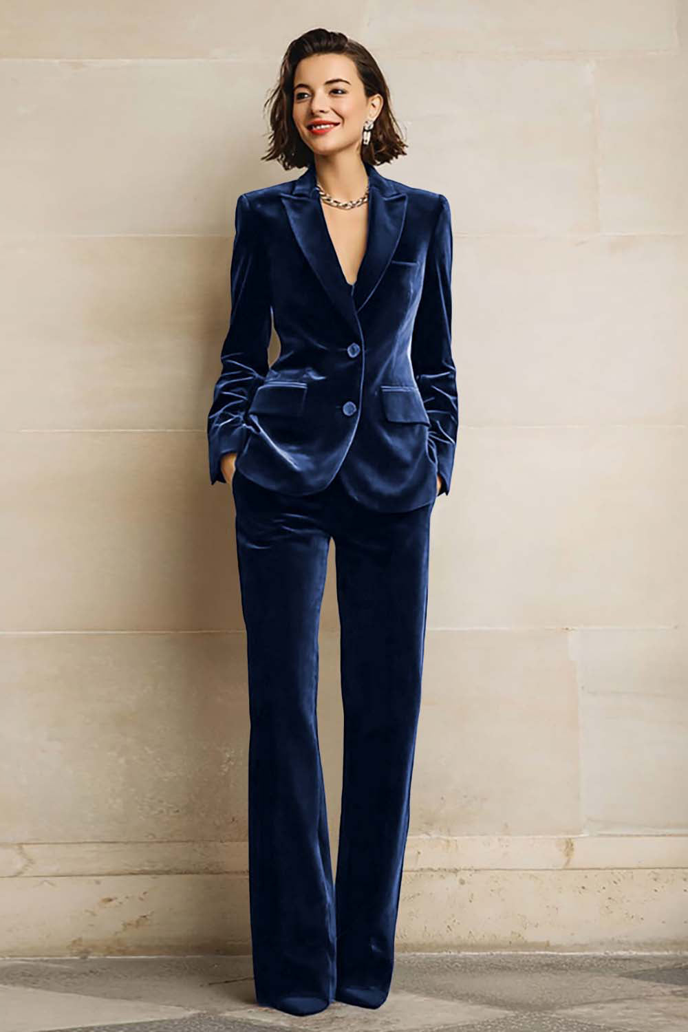 Plum Velvet Peak Lapel 2 Piece Prom Suits with Pockets