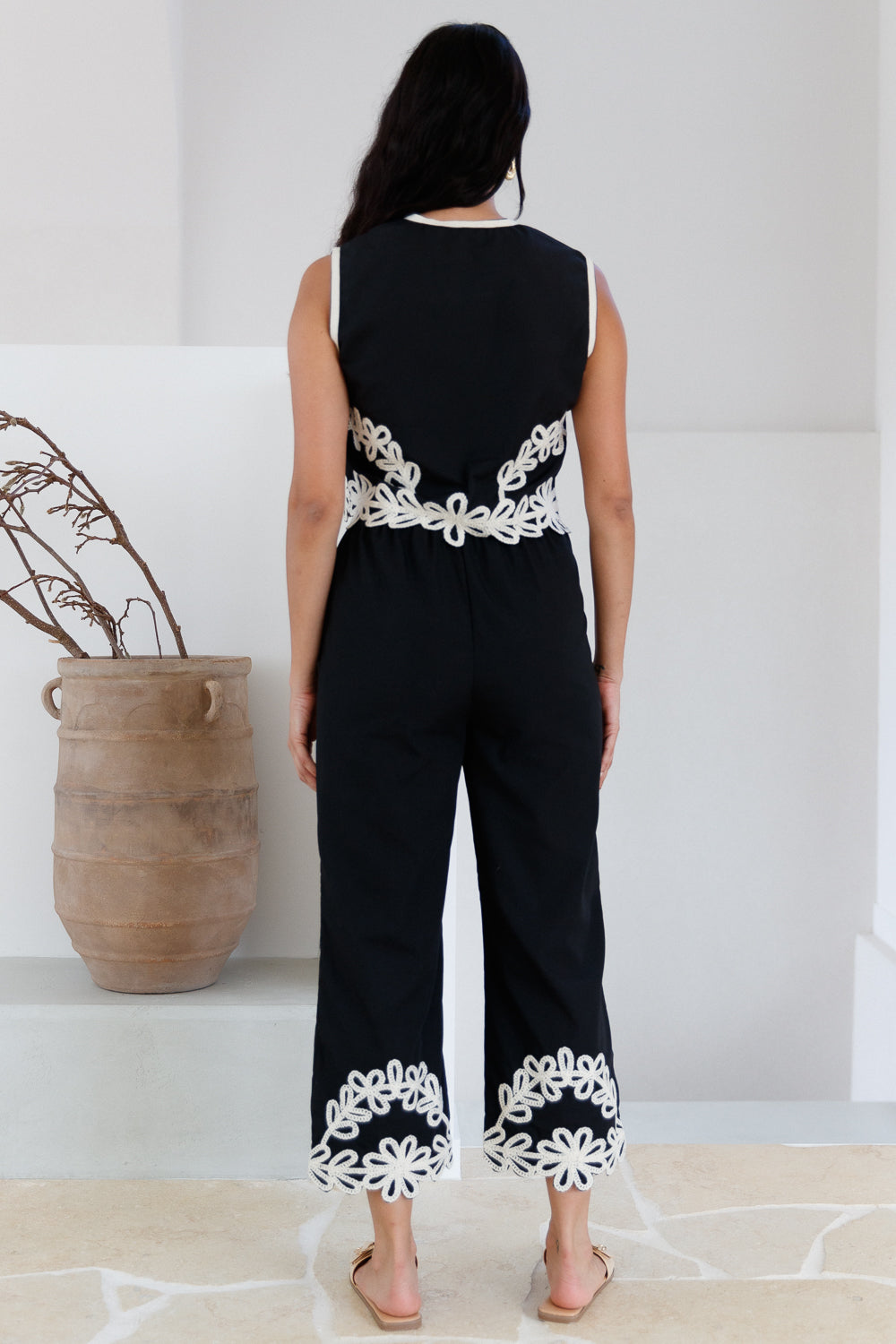 Dreaming Softly Vest Top Black