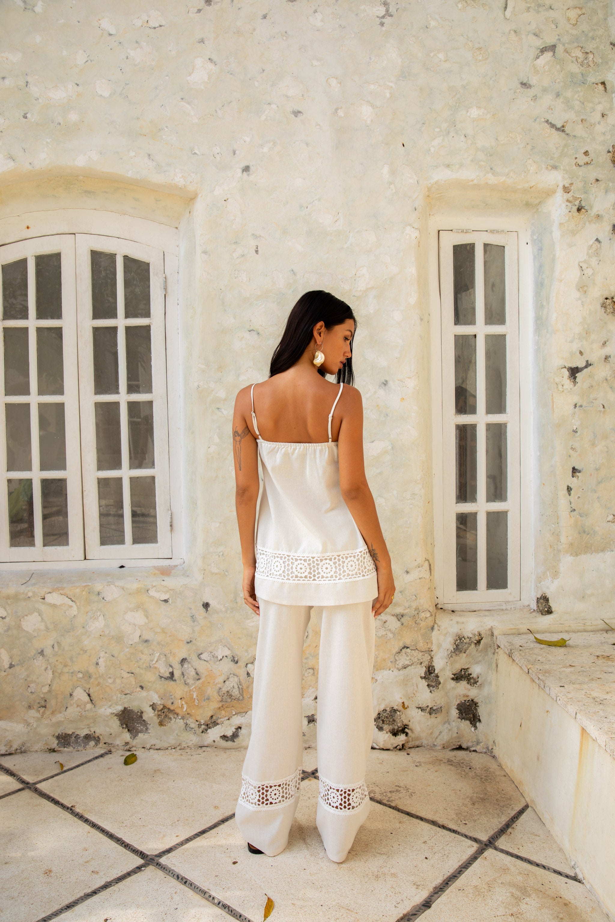Coastal Tour Linen Top Beige