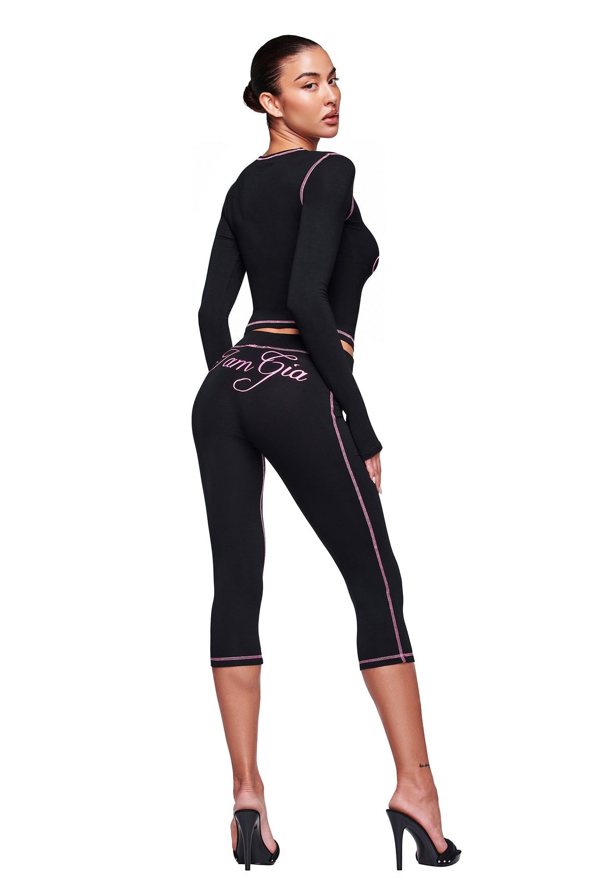 BLARE CAPRI - BLACK
