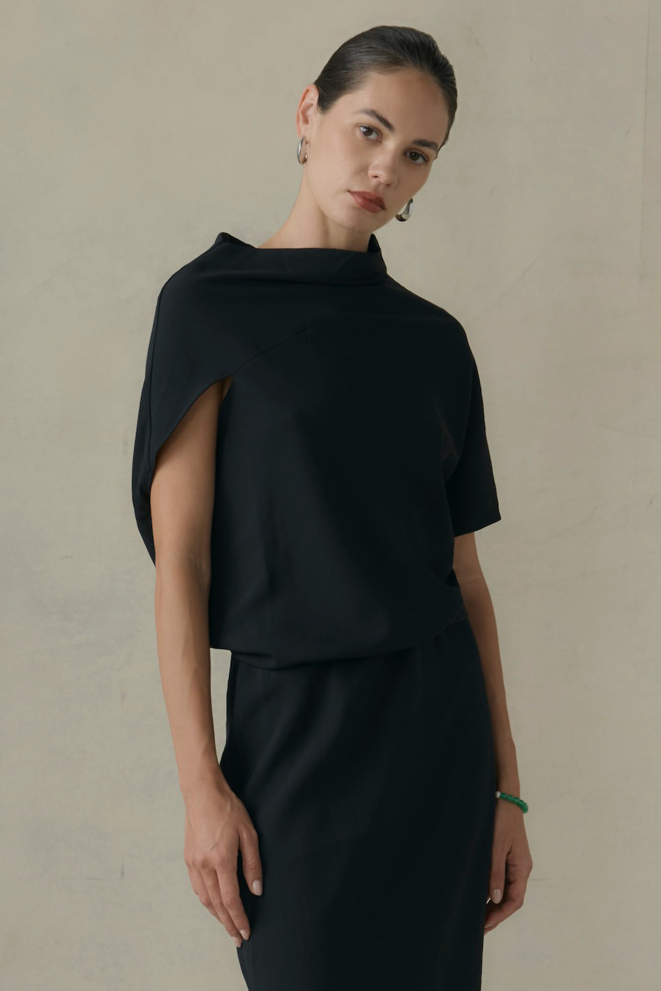 Gitte Asymmetric-Sleeve Dress