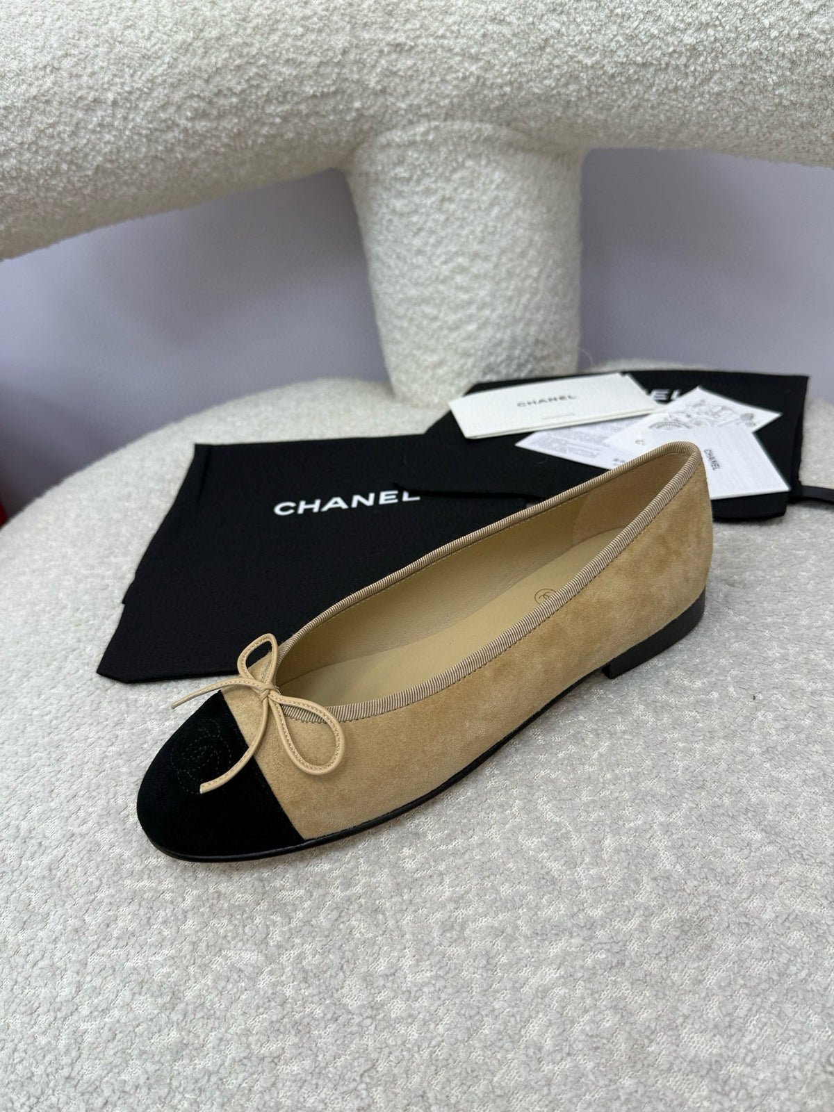 CC 25A Ballet Flat Beige Black Suede
