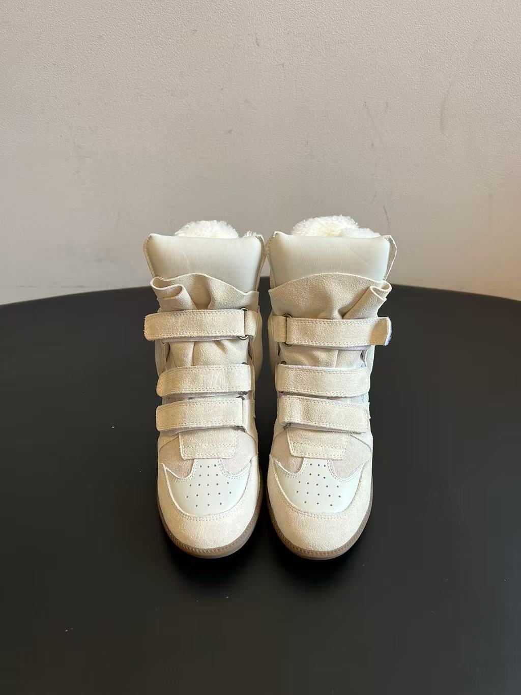 Isabel Marant Bekett High-Top Sneakers Ecru Suede