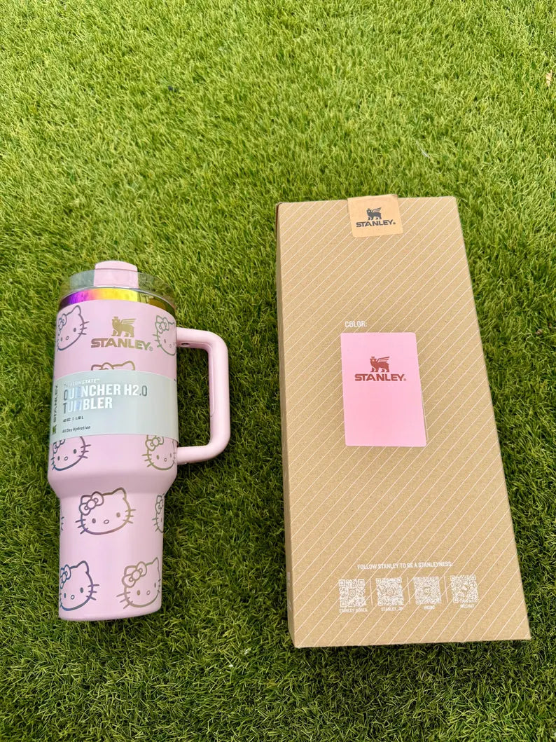 Hello Kitty- 40oz