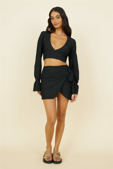 Holiday Feels Skirt Black
