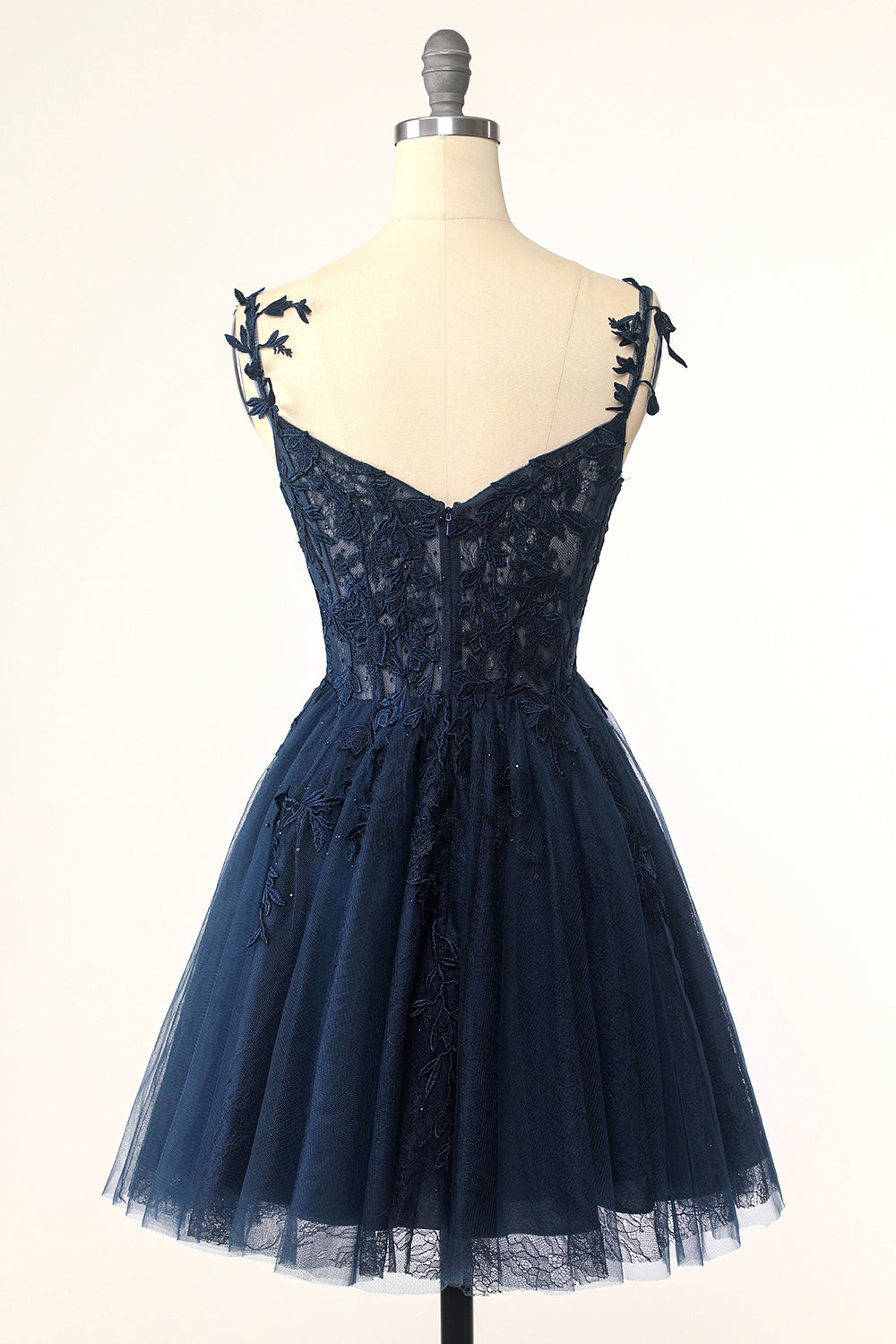 Pink Spaghetti Straps Short Homecoming Dress with Appliques
