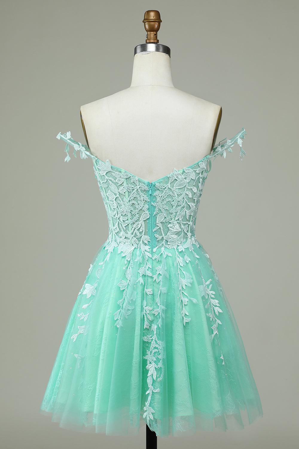 Pink Spaghetti Straps Short Homecoming Dress with Appliques