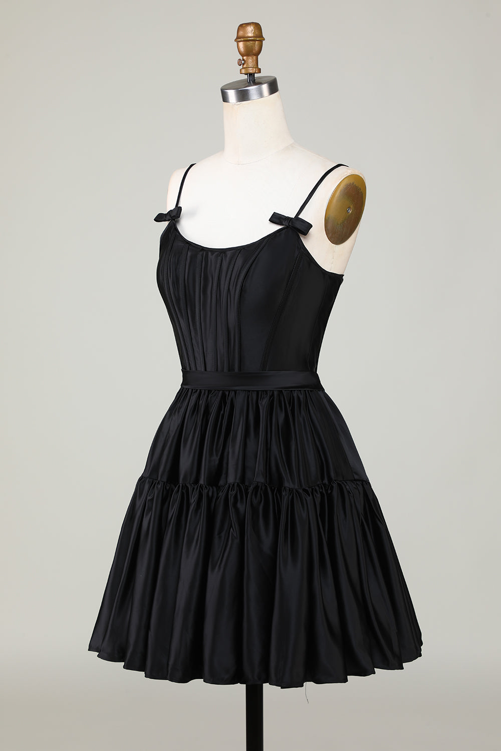 Trendy Black A-Line Spaghetti Straps Short Homecoming Dress
