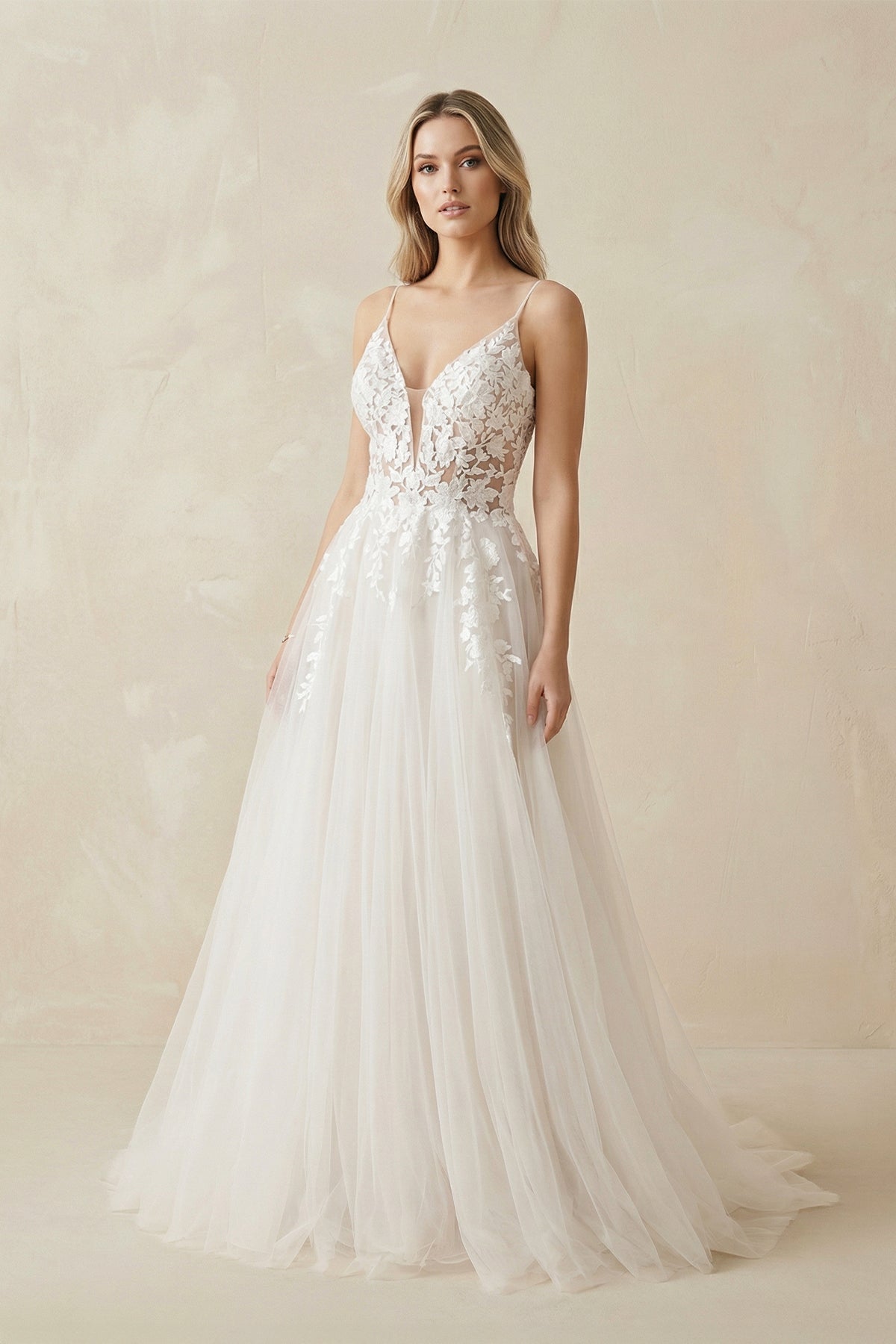 A Line Lace Tulle V-neck Sleeveless Wedding Dress in Ivory