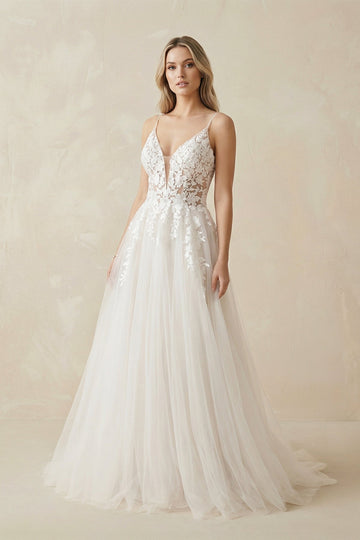 A Line Lace Tulle V-neck Sleeveless Wedding Dress in Ivory