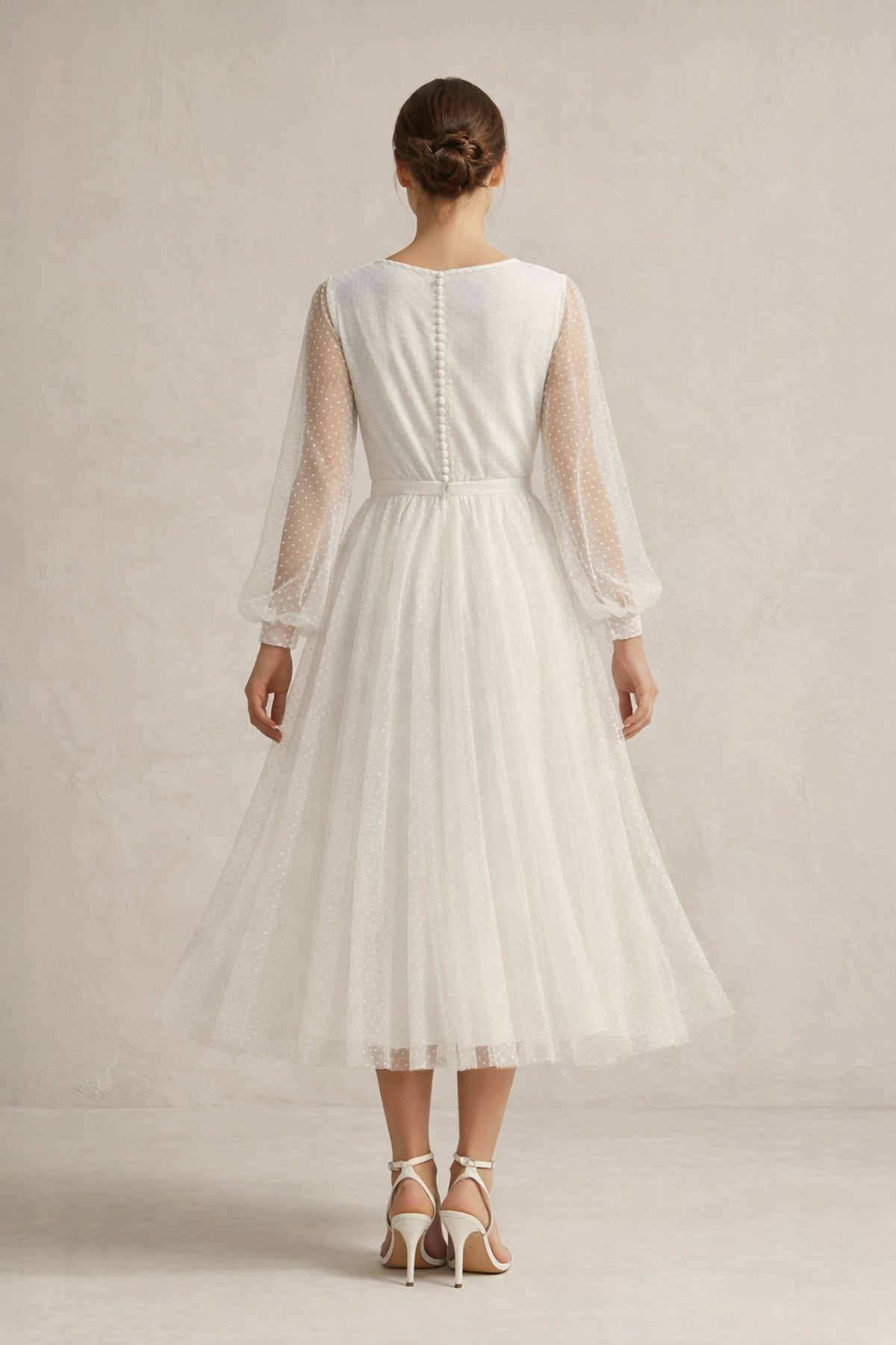 A Line Tulle Long Sleeves Wedding Dress in Ivory