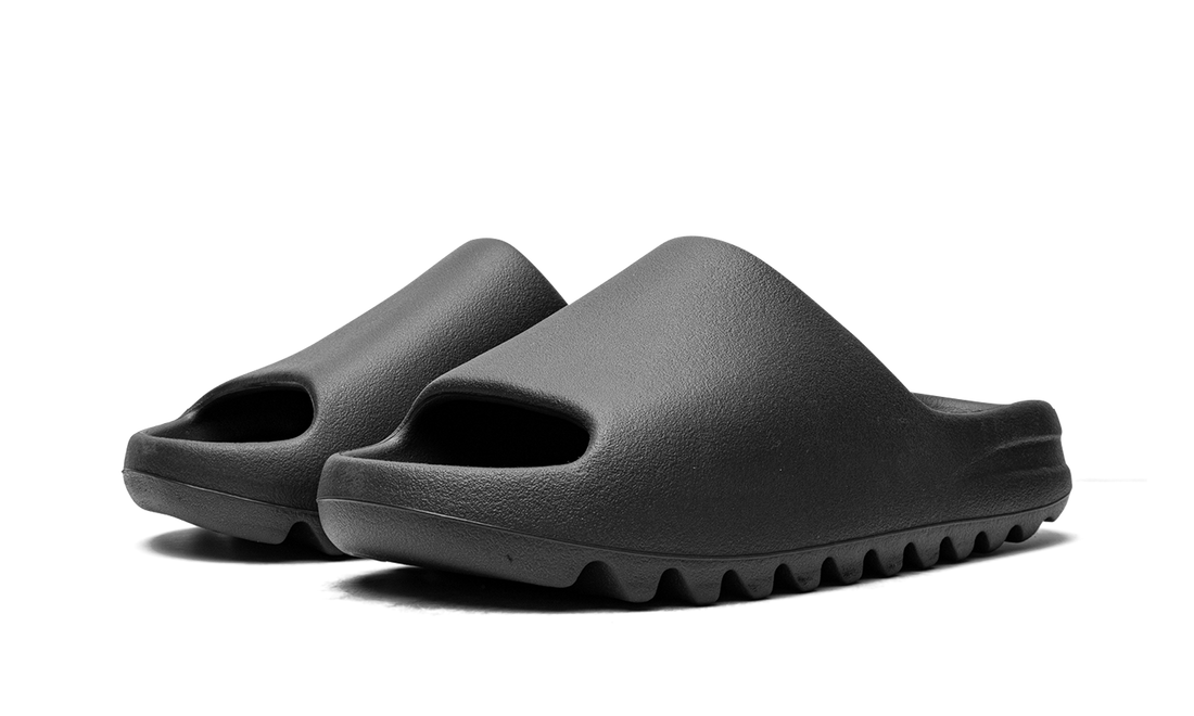 Yeezy Slide Onyx 2022/2023 HQ6448