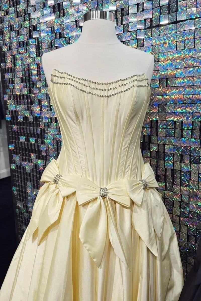 A-Line Black Strapless Satin Long Prom Dresses with Bow Knots