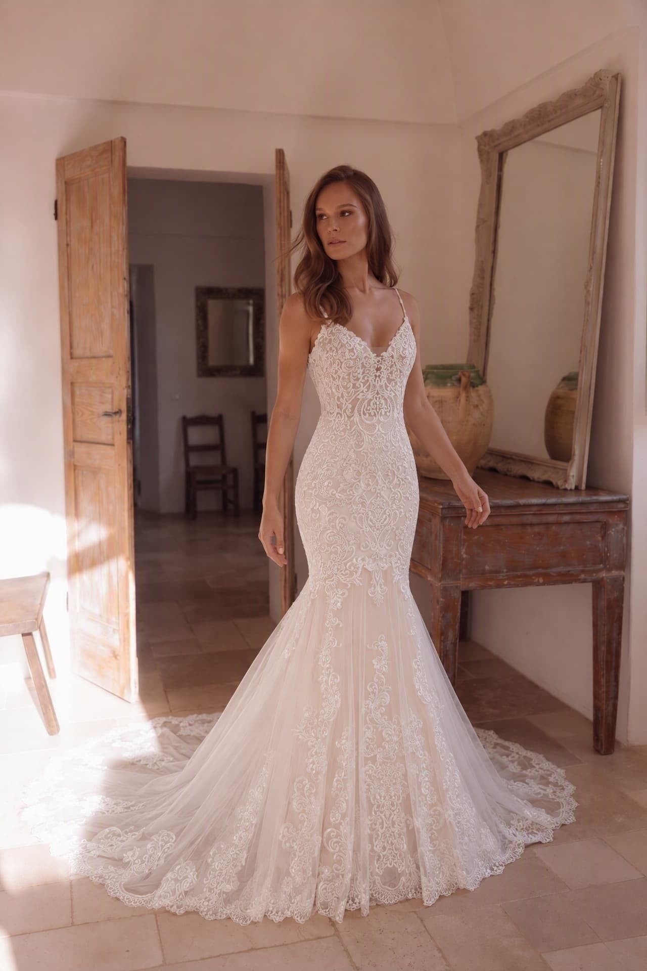 Trumpet-Mermaid Chapel Train Lace Tulle Wedding Dress CW3251