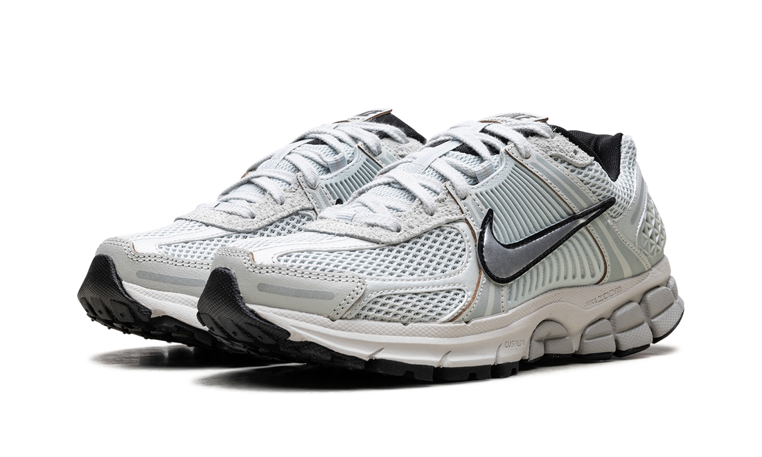 Zoom Vomero 5 WMNS Light Silver Chrome FN6742 001