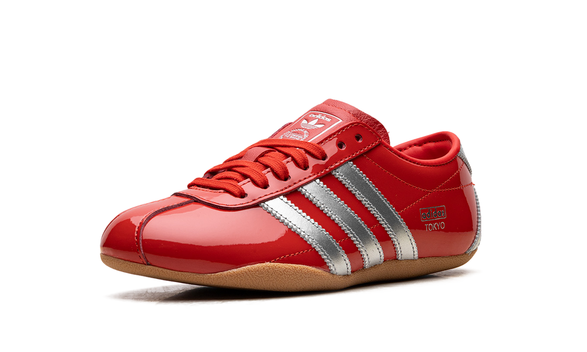Tokyo WMNS Red/Silver Metallic JQ0596