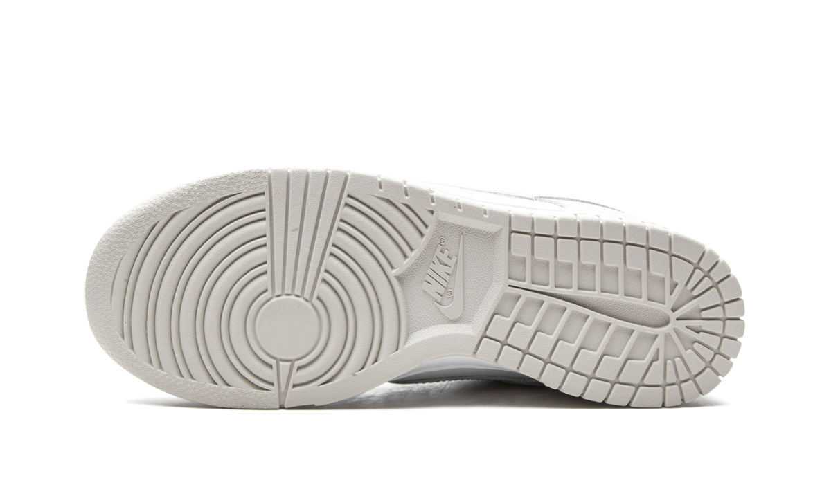 DUNK LOW WMNS Photon Dust DD1503 103