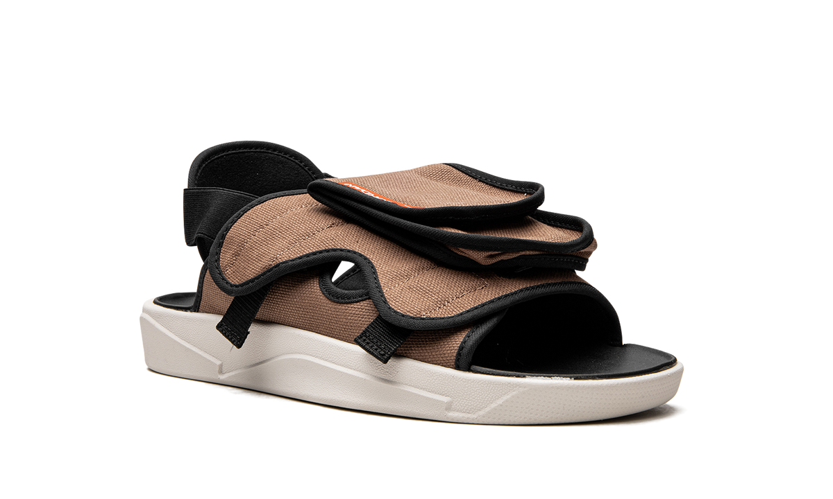 Jordan LS Slide brown CZ0791 201