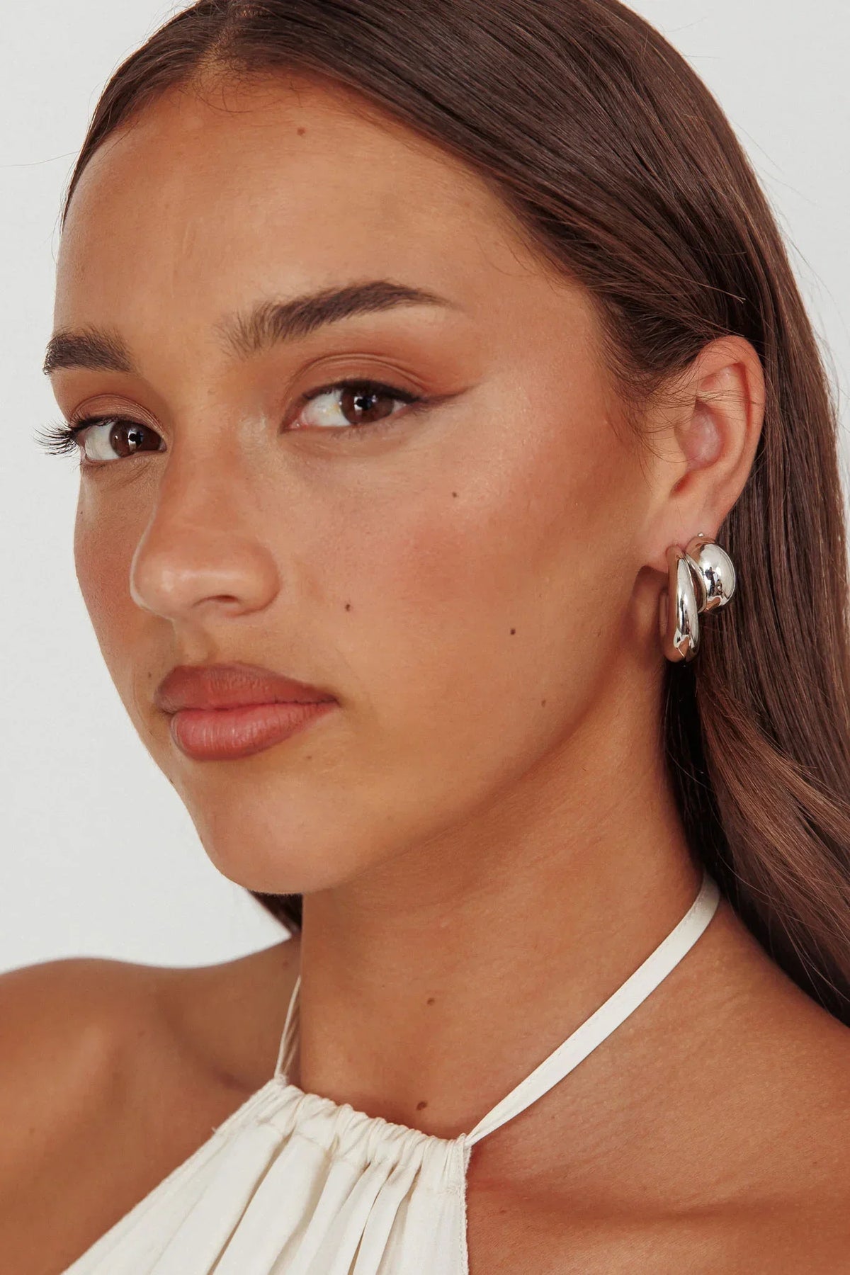 Anjelica Oval Earrings Dark Silver