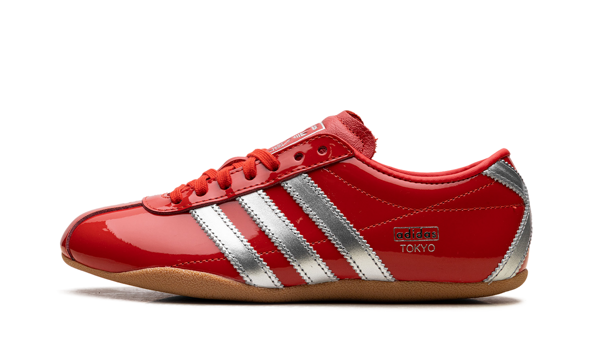 Tokyo WMNS Red/Silver Metallic JQ0596