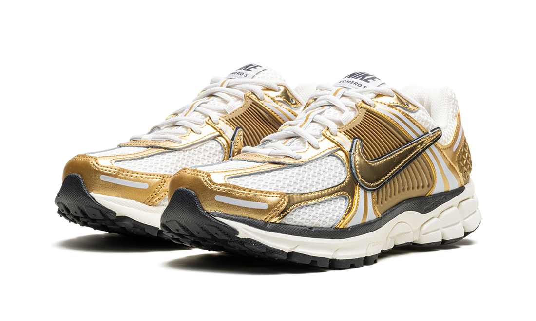 Zoom Vomero 5 WMNS Metallic Gold HF7723 001