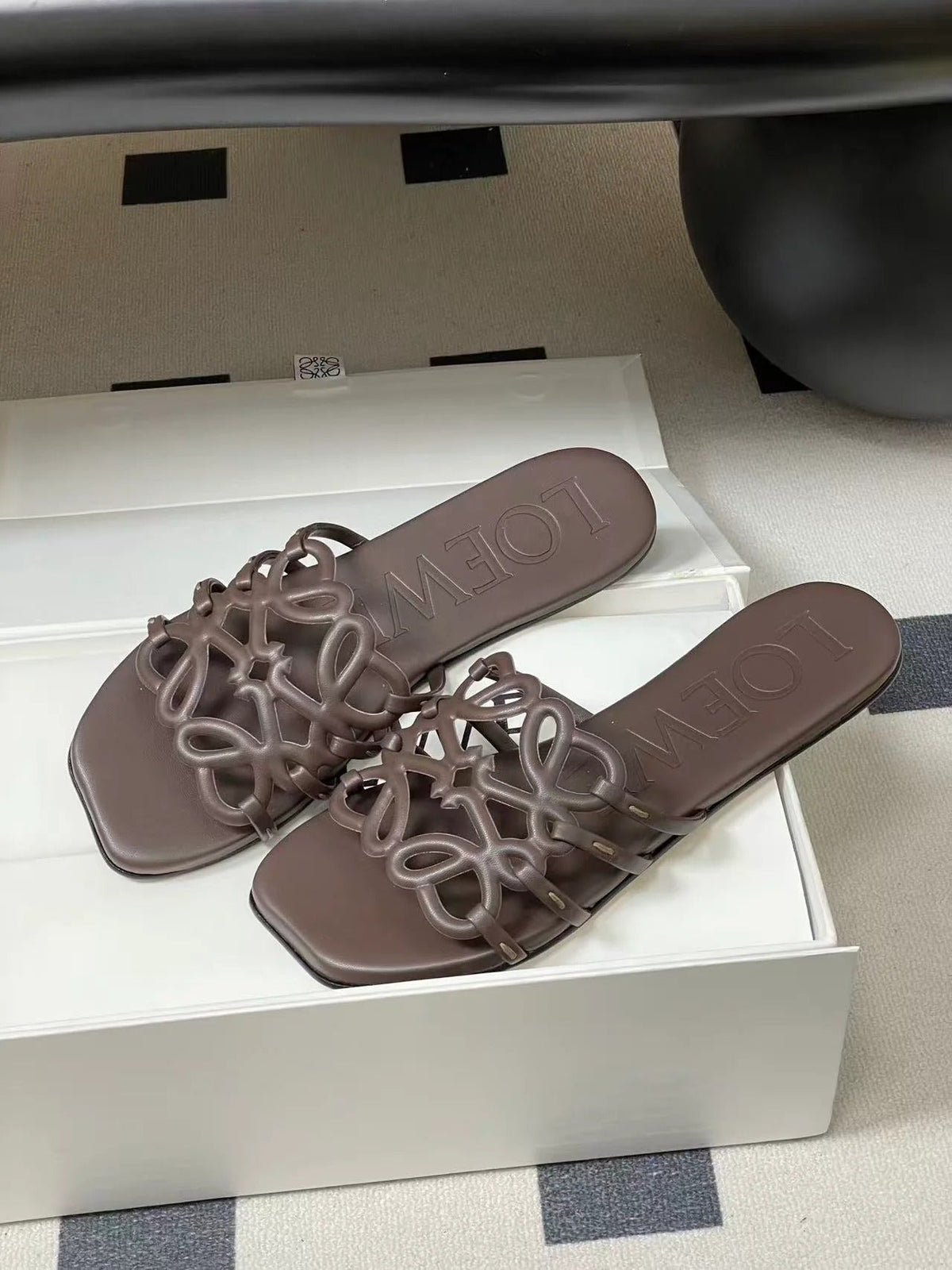 Loewe 25 Petal Anagram Slides Dark Brown Cowhide