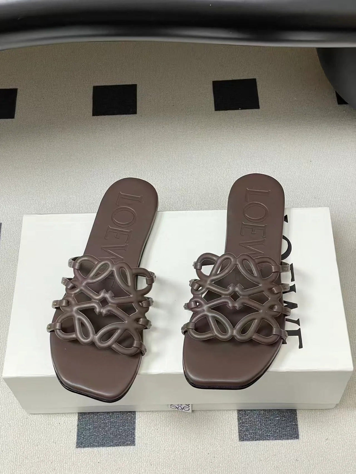 Loewe 25 Petal Anagram Slides Dark Brown Cowhide