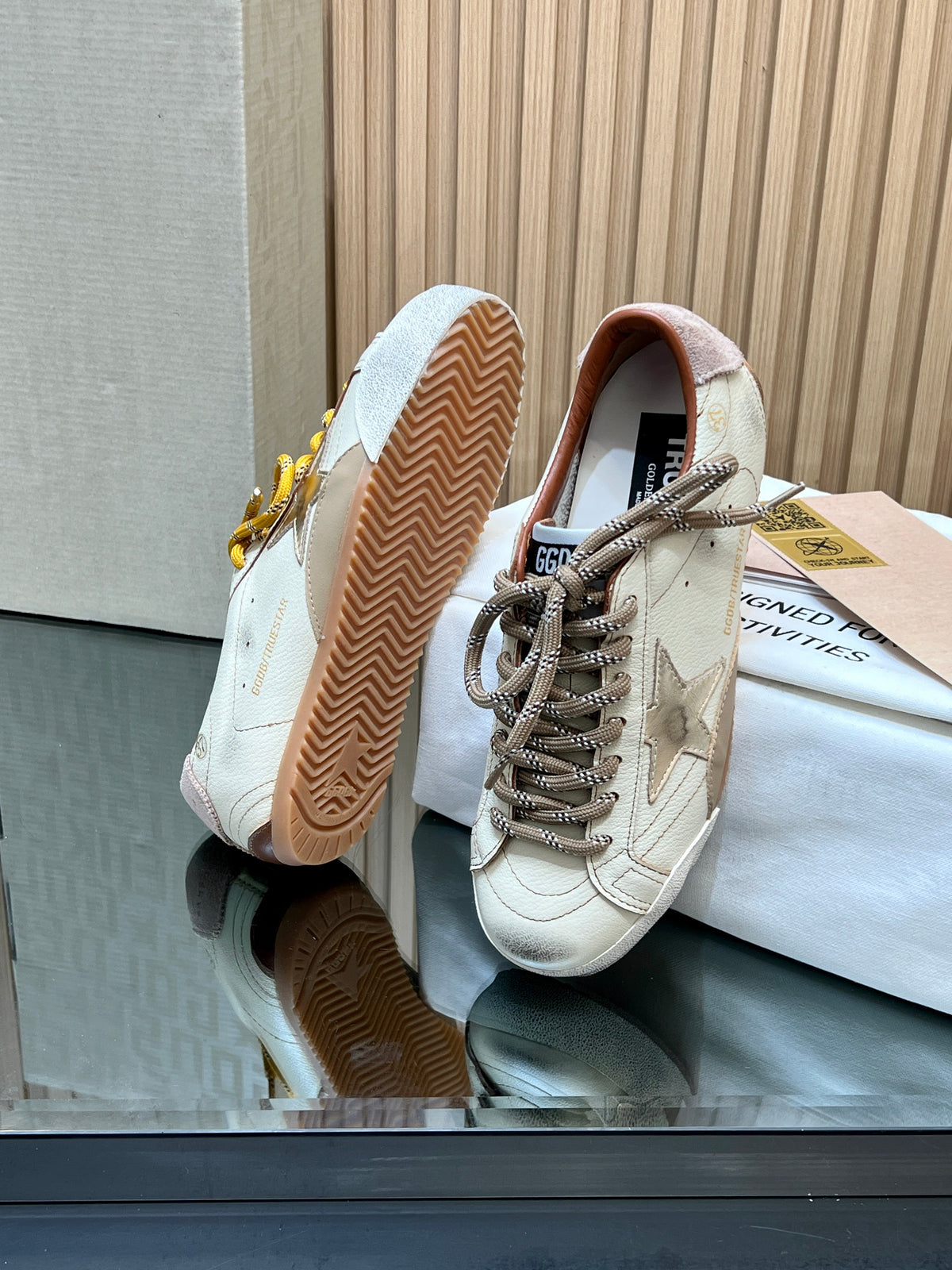 GGDB True-Star Sneaker Ivory Calfskin 665958