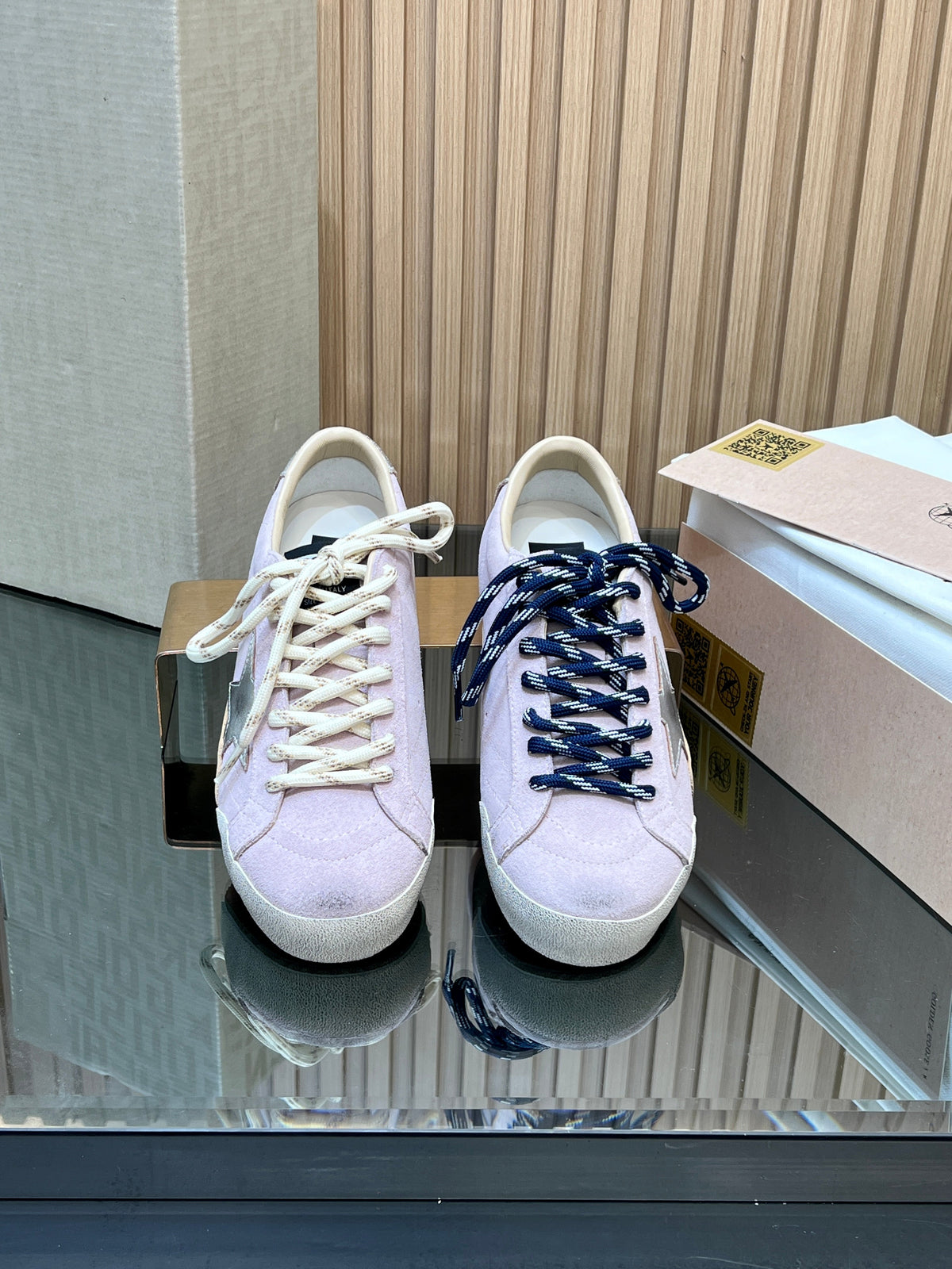 GGDB True-Star Sneaker Light Pink Suede 665960