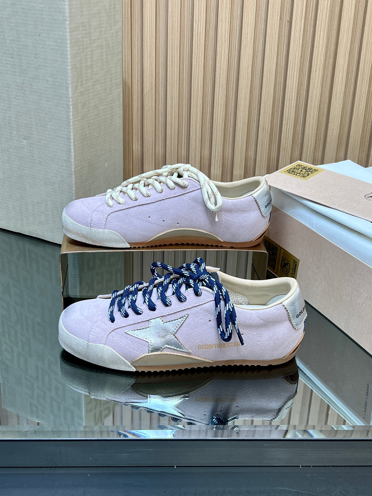 GGDB True-Star Sneaker Light Pink Suede 665960