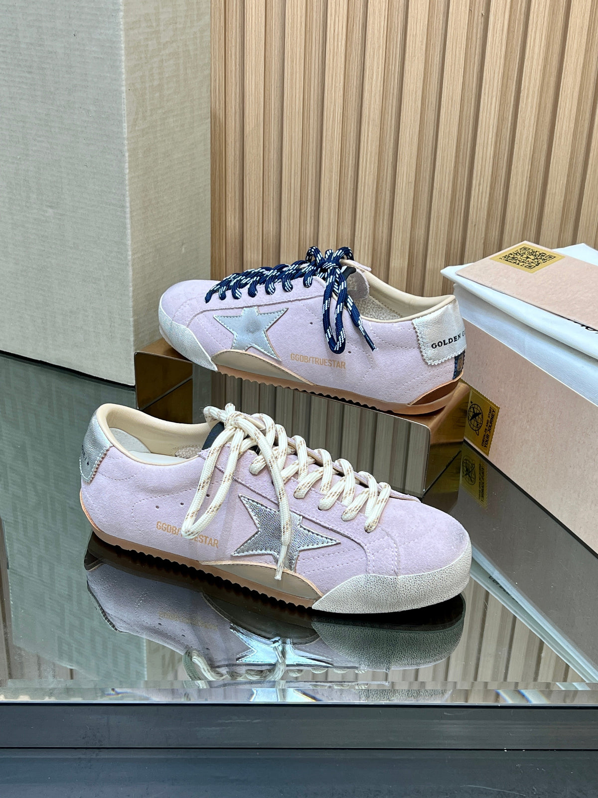 GGDB True-Star Sneaker Light Pink Suede 665960