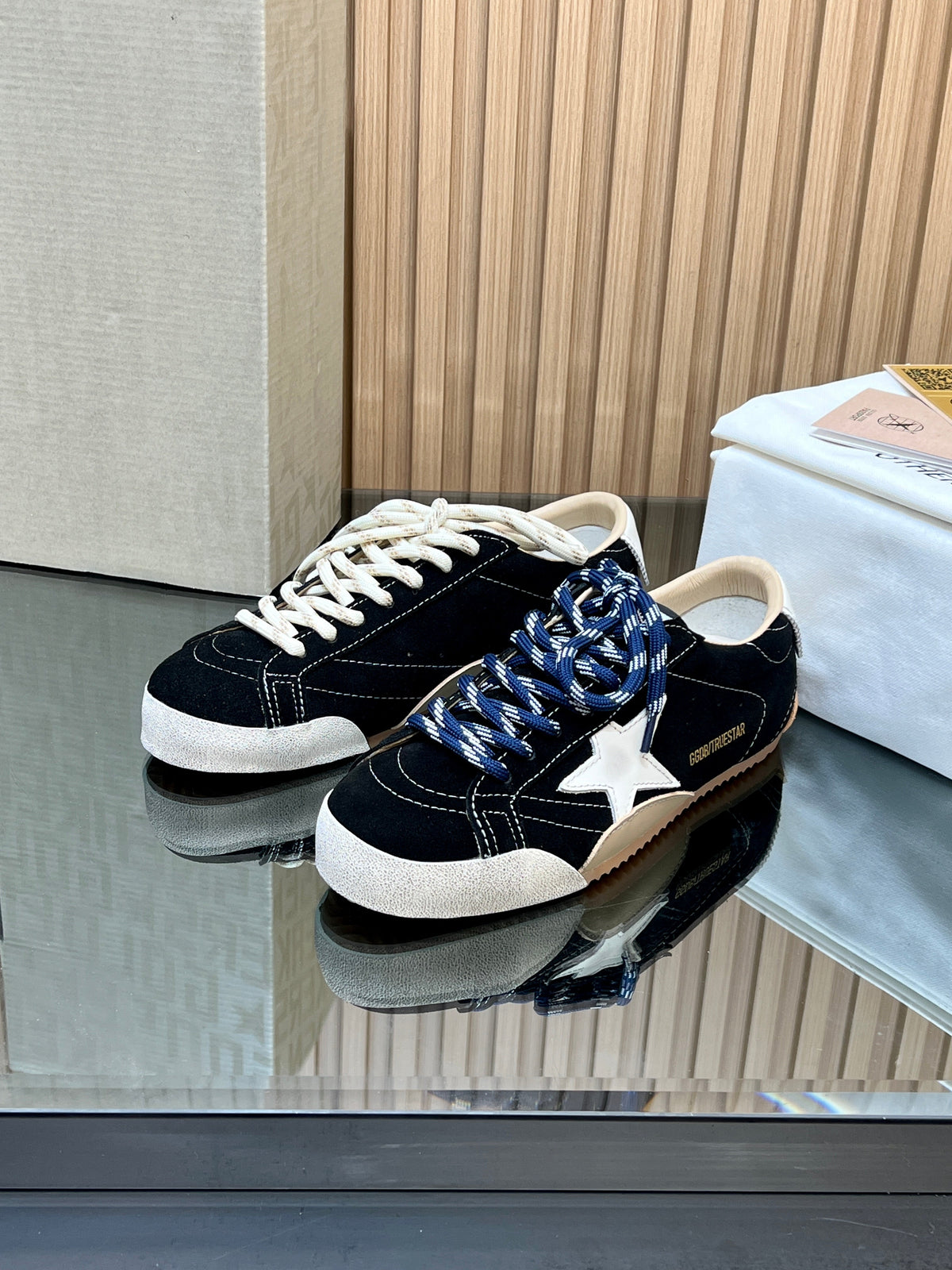 GGDB True-Star Sneaker Black Suede 665961