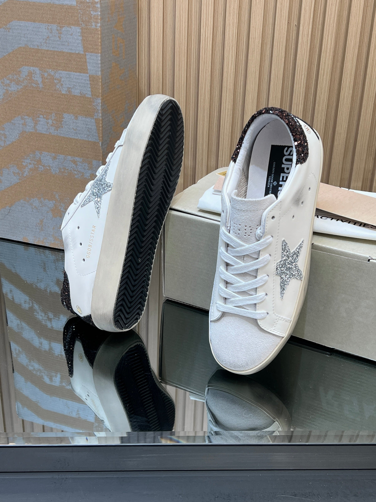 GGDB True-Star Sneaker White Suede Leather 665957