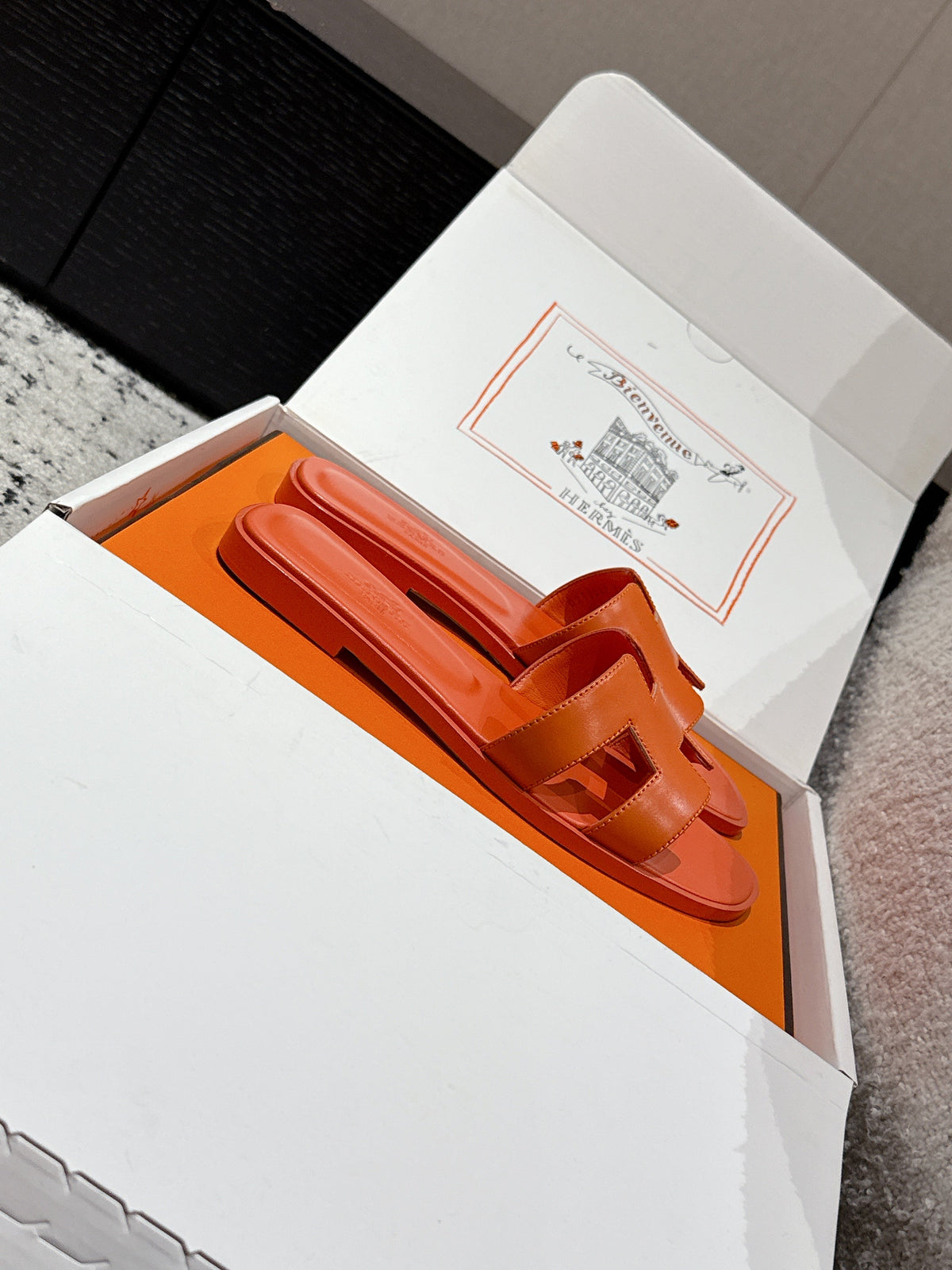 HM 25 Oran Sandal Orange Calfskin