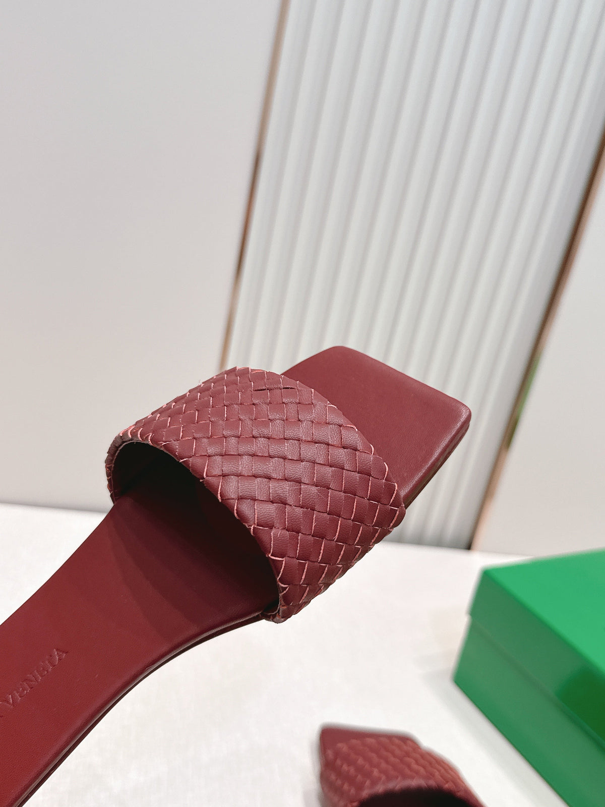 BV Parco Slide Burgundy Intrecciato Woven Leather 798039