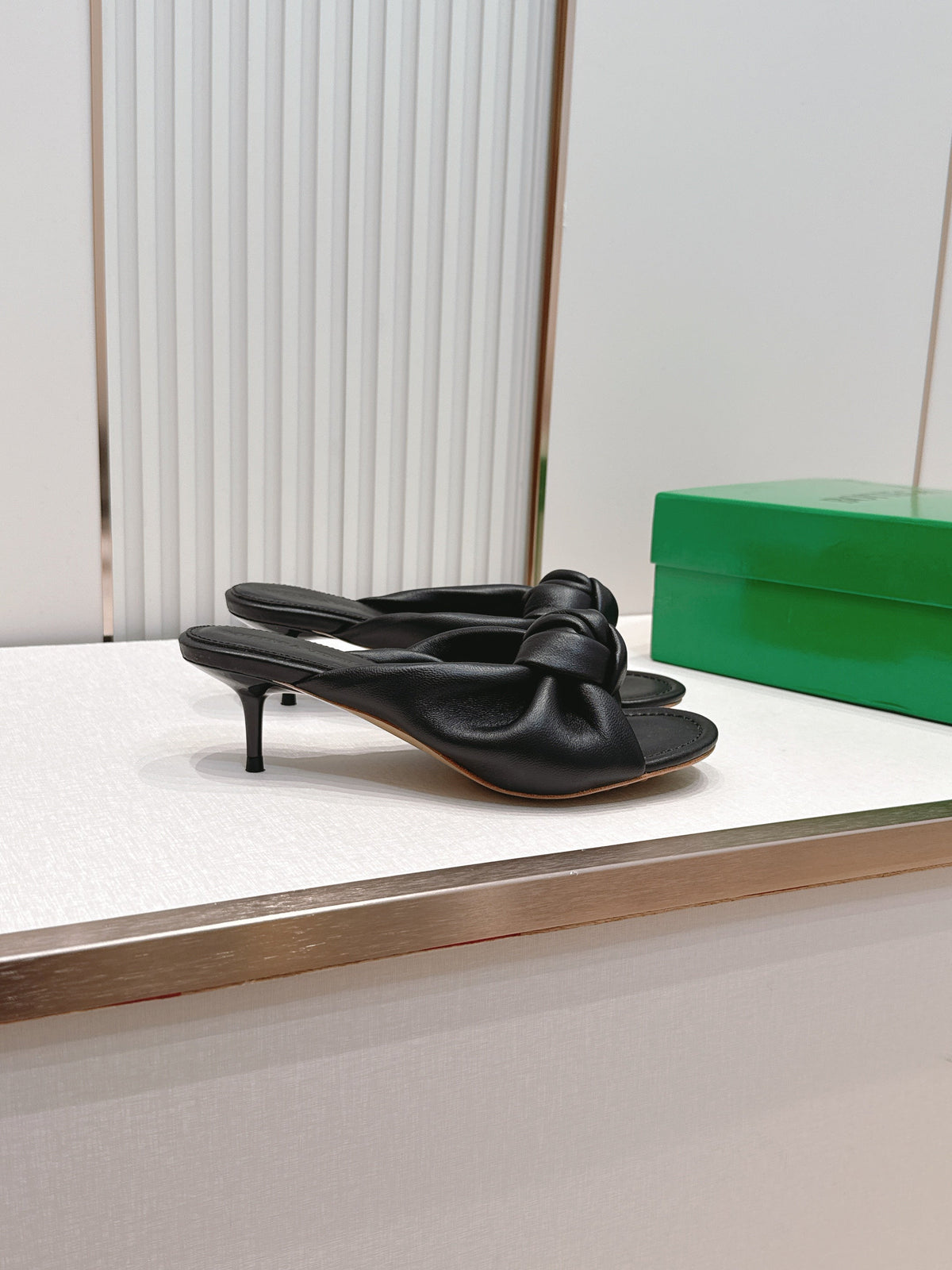 BV Maroon Knotted Slides 5.5cm Black Leather 798050