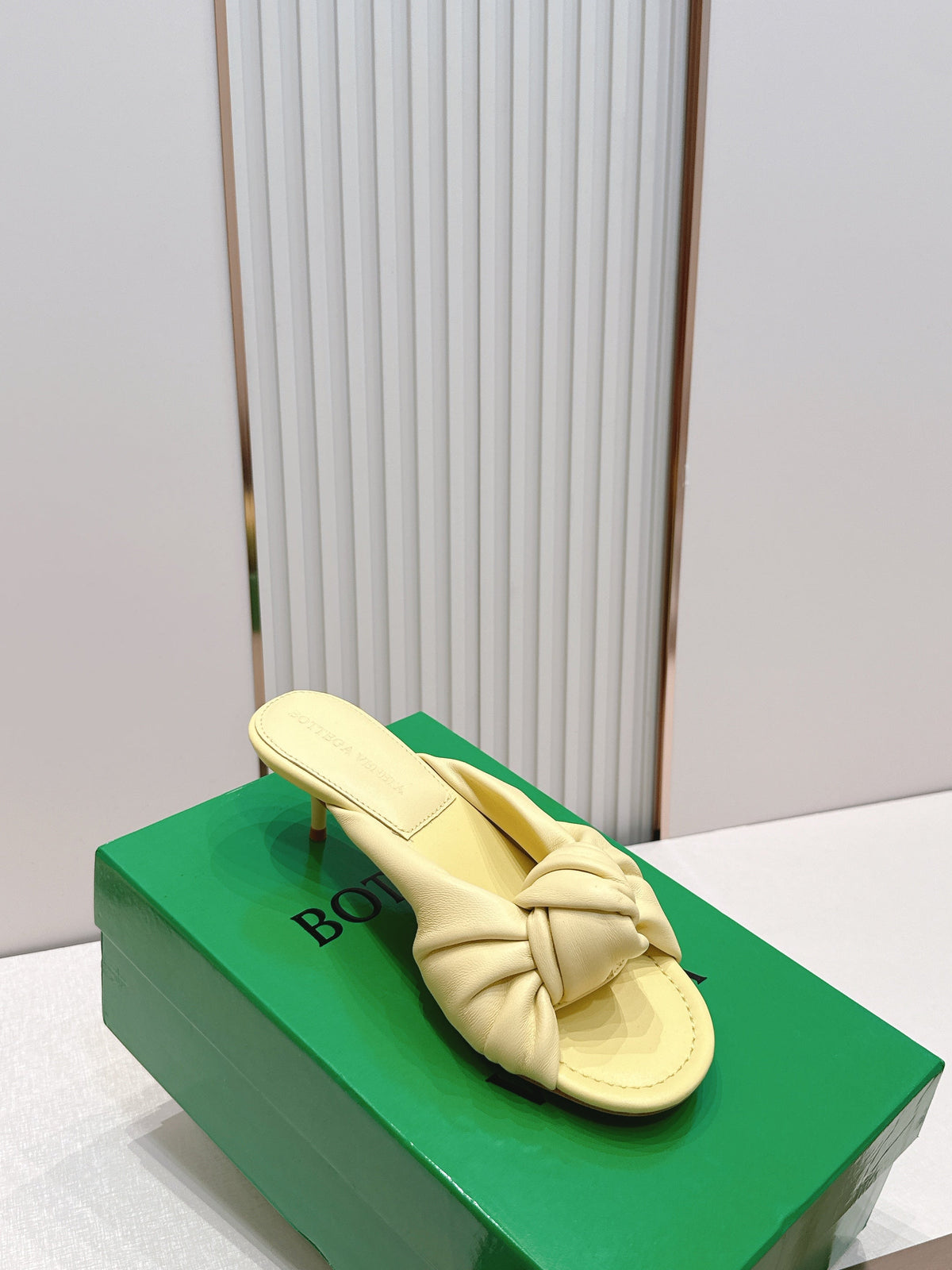 BV Maroon Knotted Slides 5.5cm Light Yellow Leather 798054
