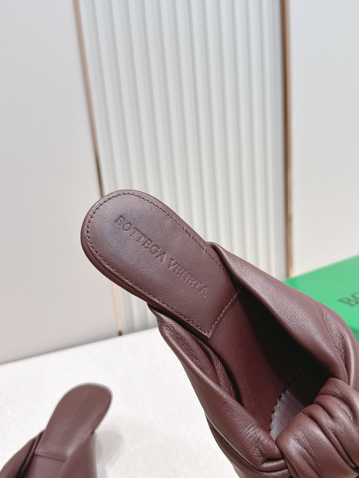 BV Maroon Knotted Slides 5.5cm Chocolate Leather 798055