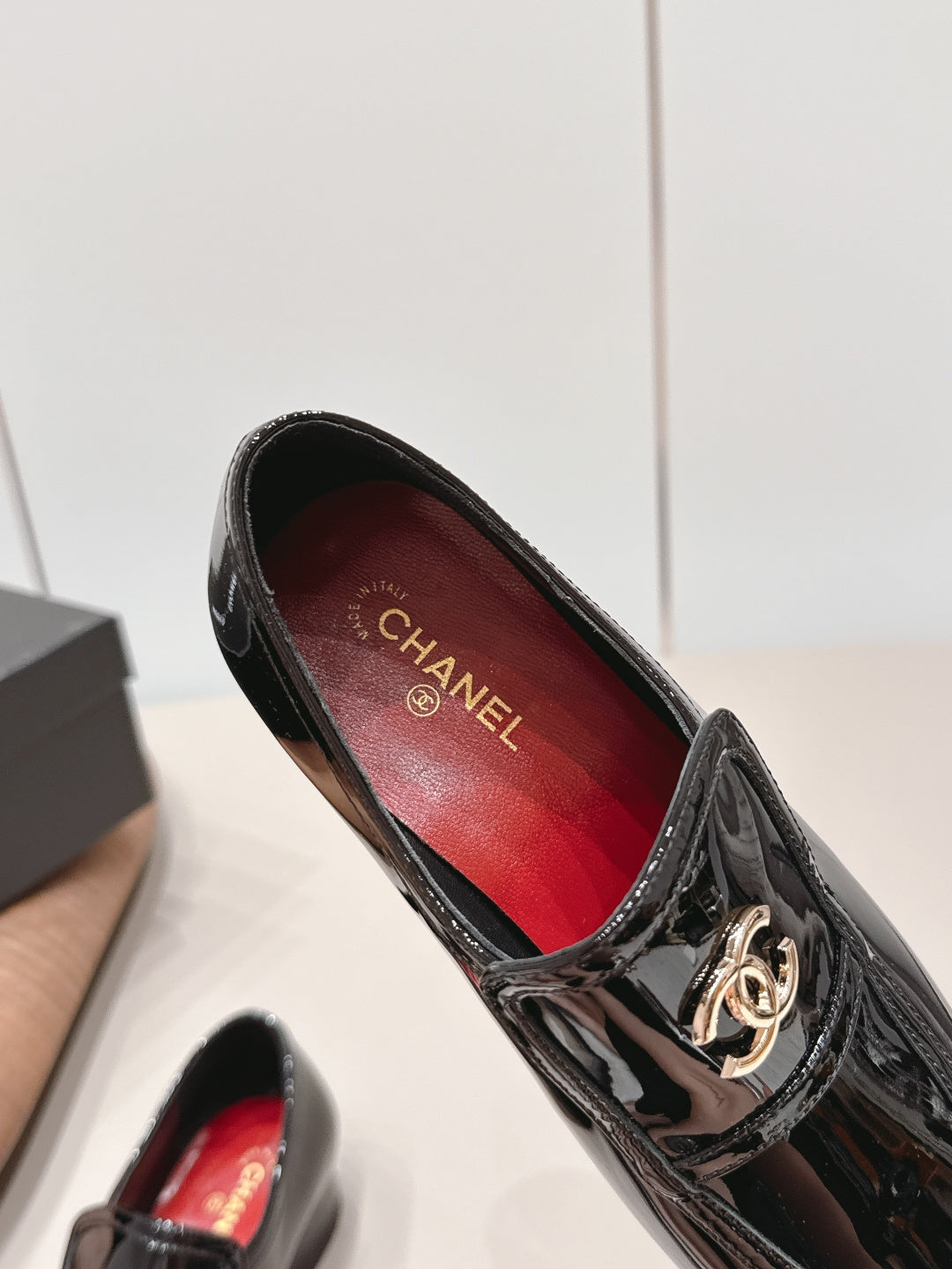 CC 26s Square-Toe Buckle Loafer 3cm Black Patent Leather 816295