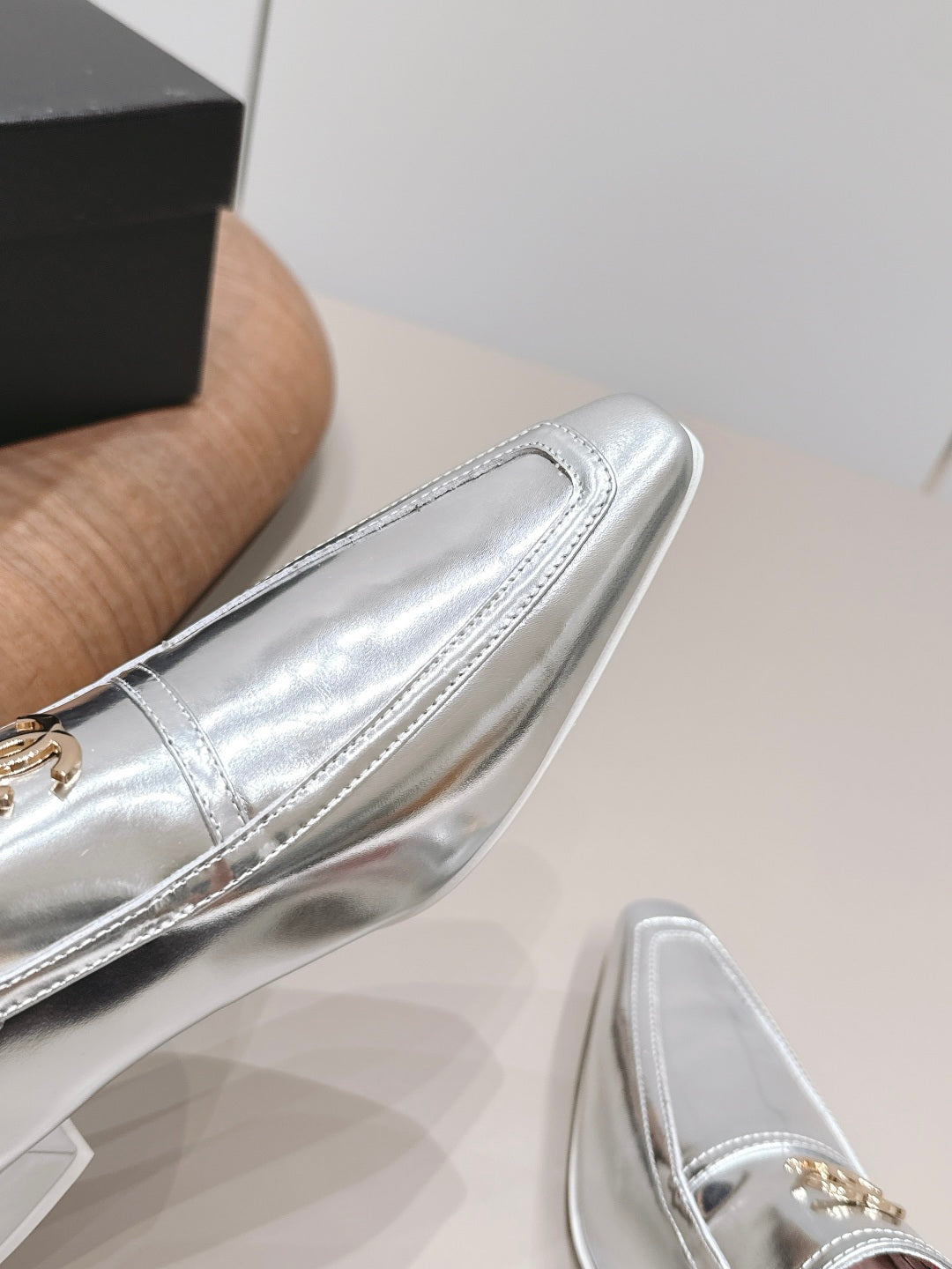 CC 26s Square-Toe Buckle Loafer 3cm Sliver Metallic Leather 816299