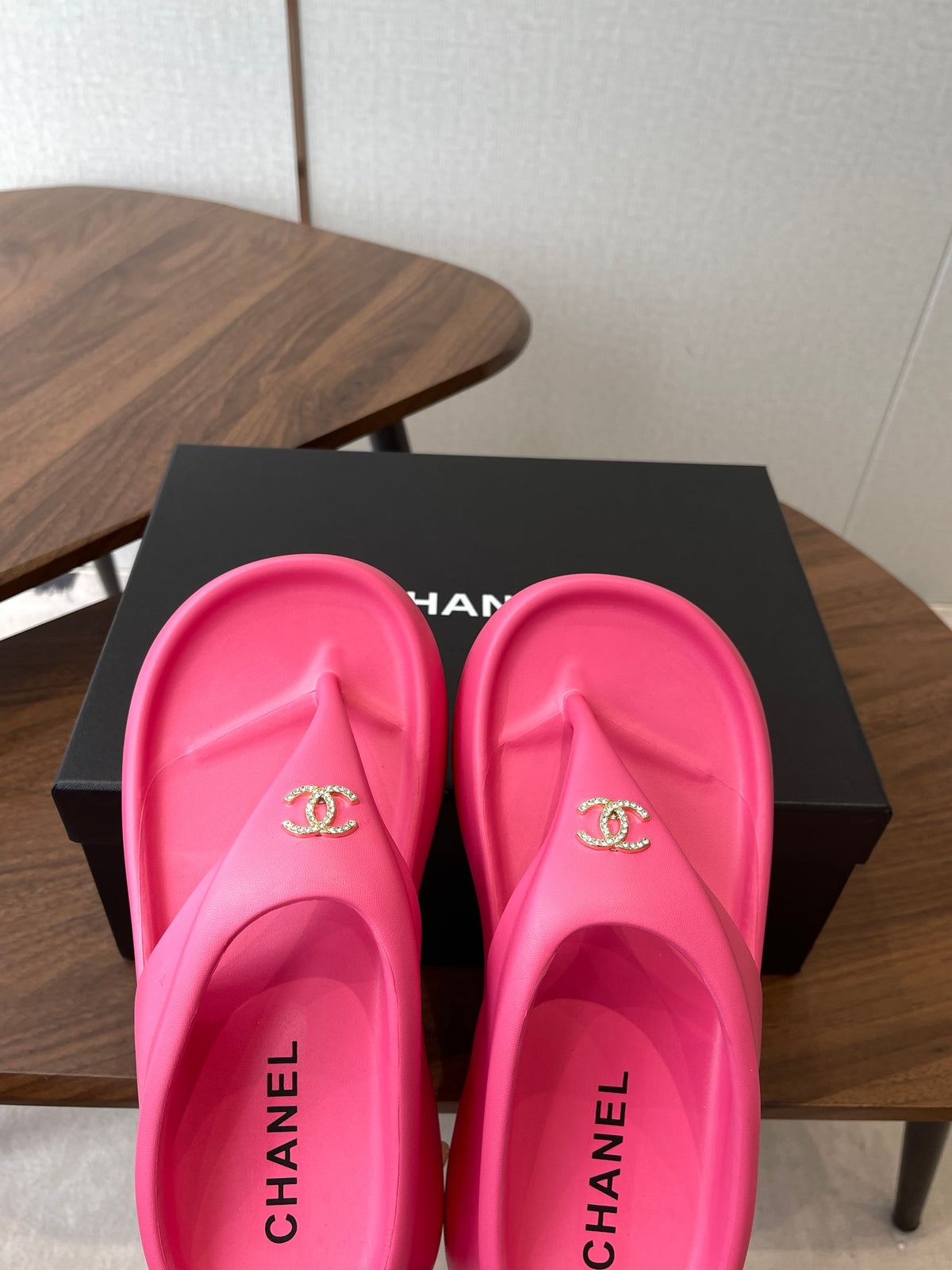 CC 26s Platform Flip-Flops Hot Pink Rubber 727521