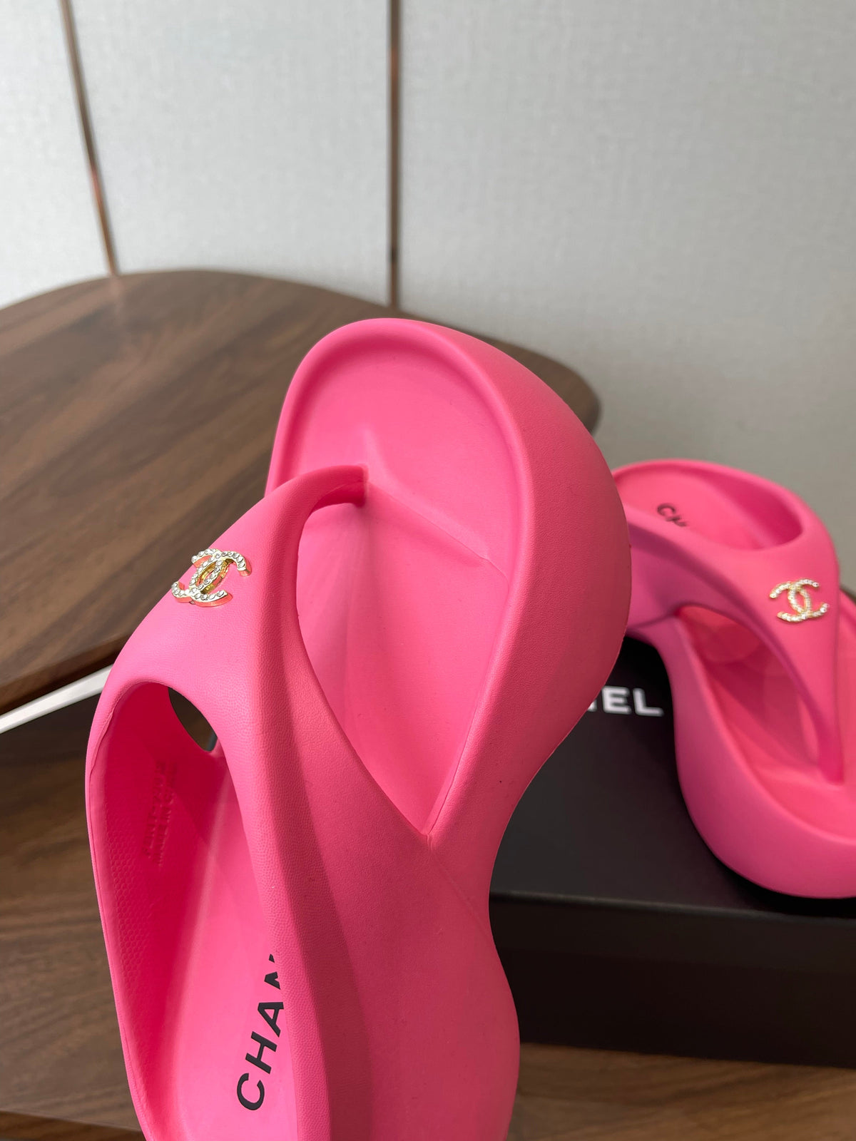 CC 26s Platform Flip-Flops Hot Pink Rubber 727521