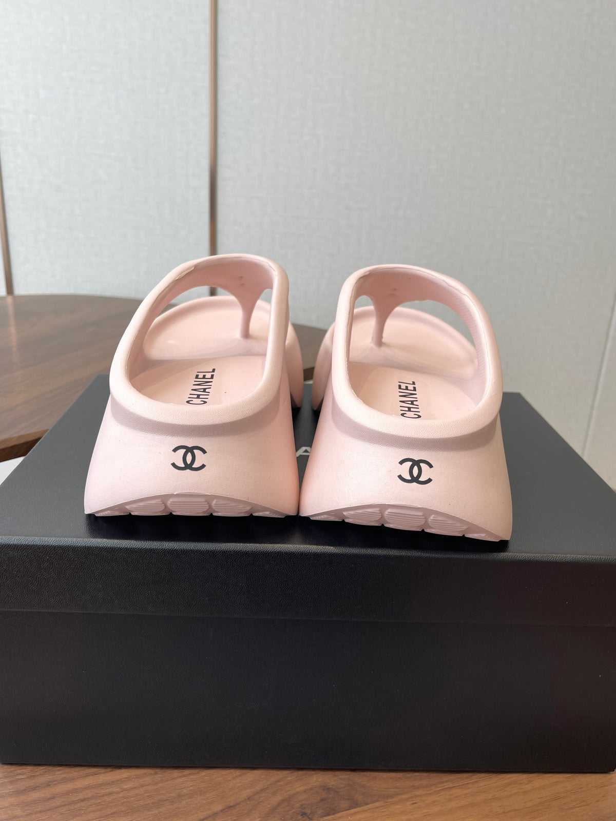 CC 26s Platform Flip-Flops Light Pink Rubber 727523